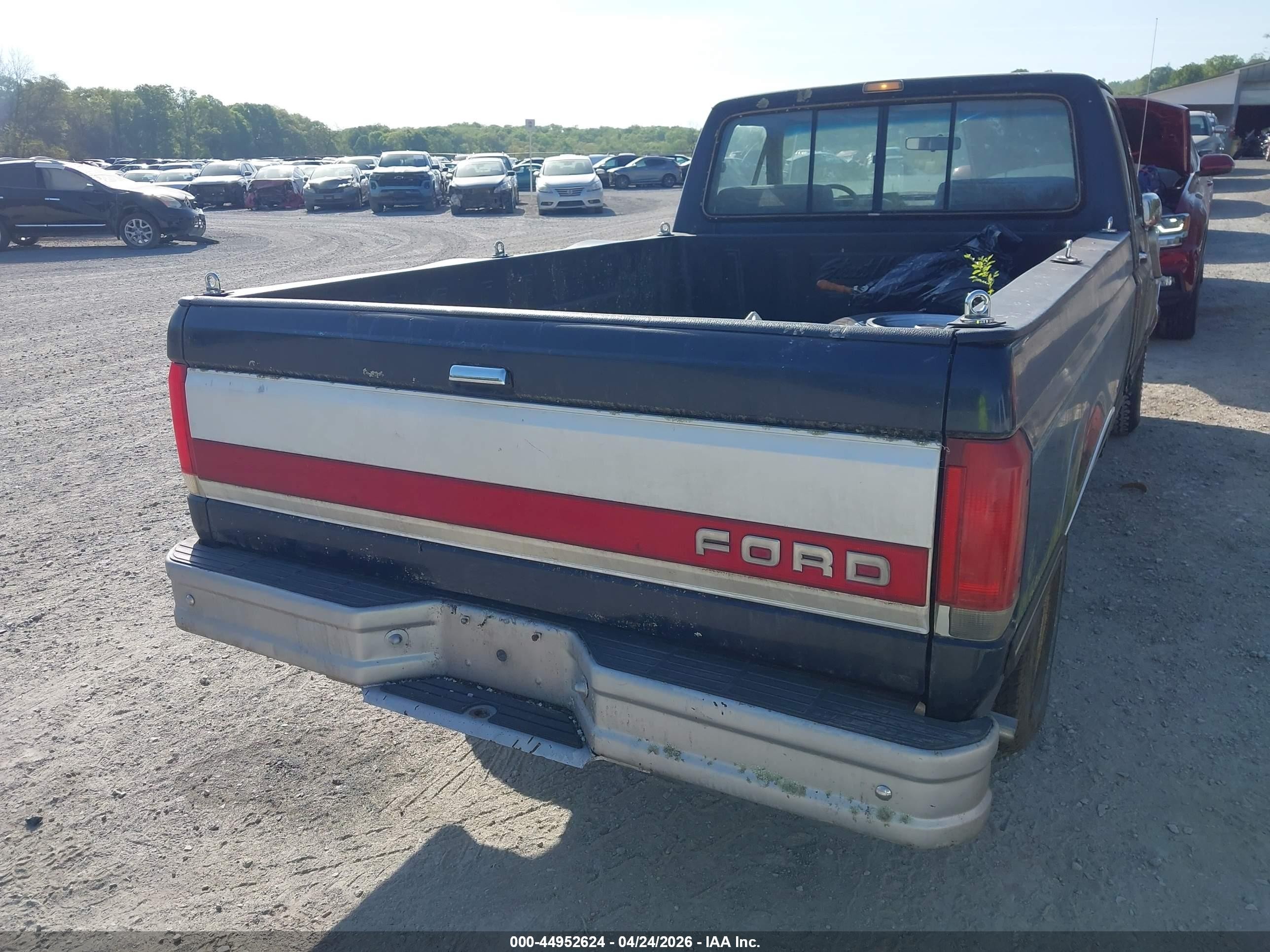 1989 Ford F150   Blue vin: 1FTDF15Y4KNB32494