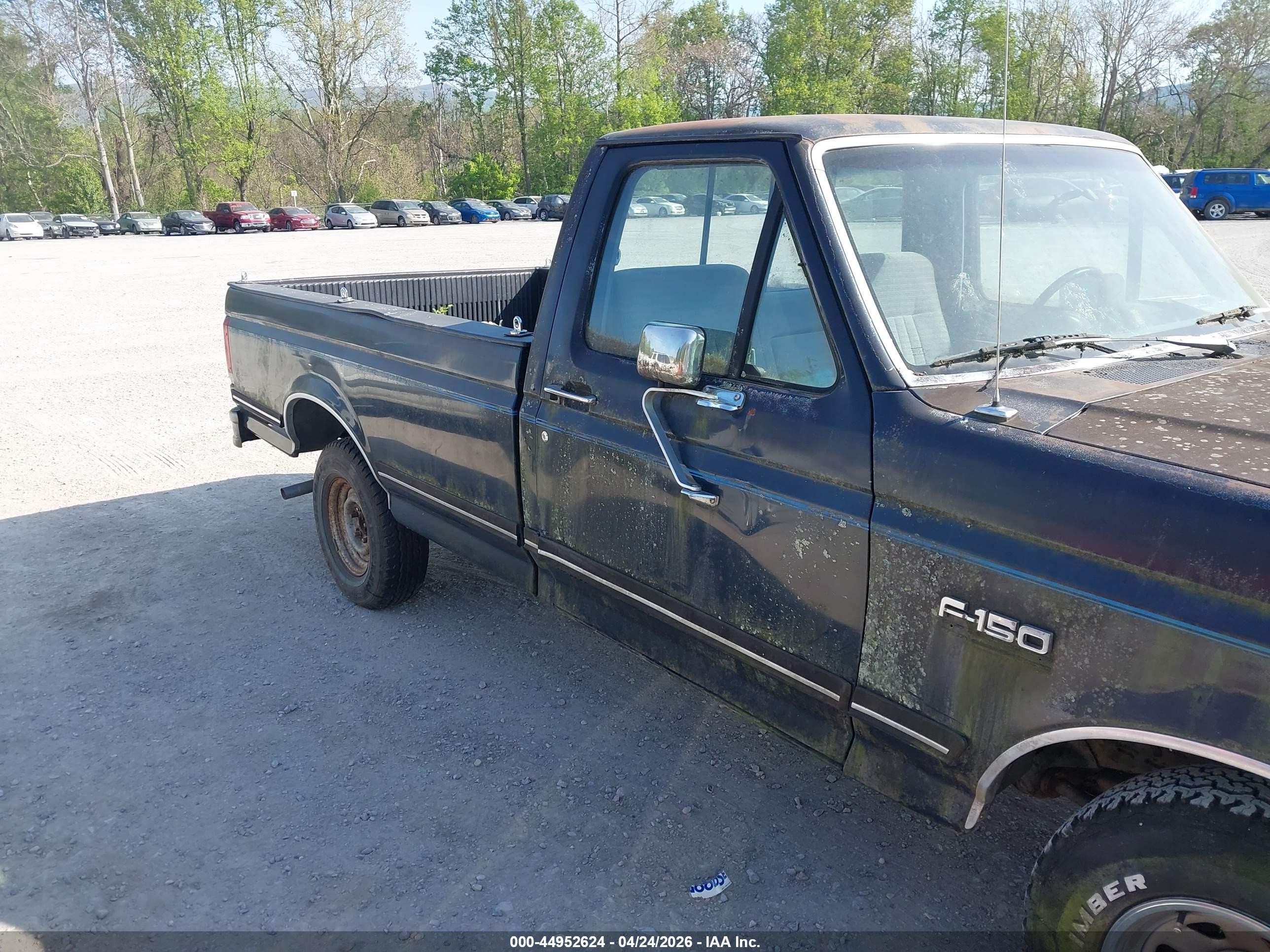 1989 Ford F150   Blue vin: 1FTDF15Y4KNB32494