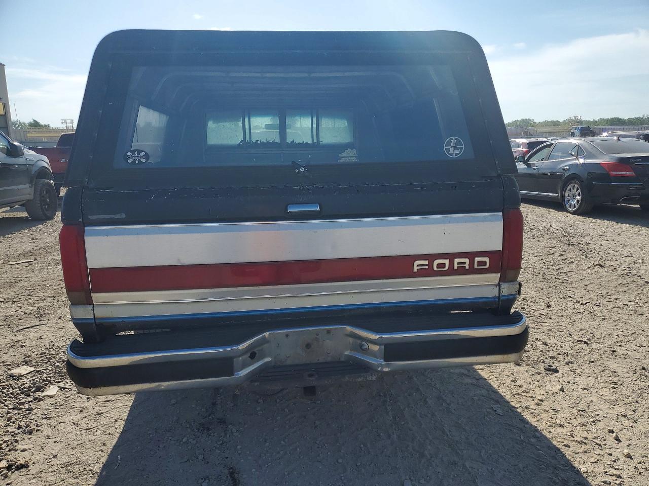 1991 Ford F150 Blue vin: 1FTDF15Y4MKA37437