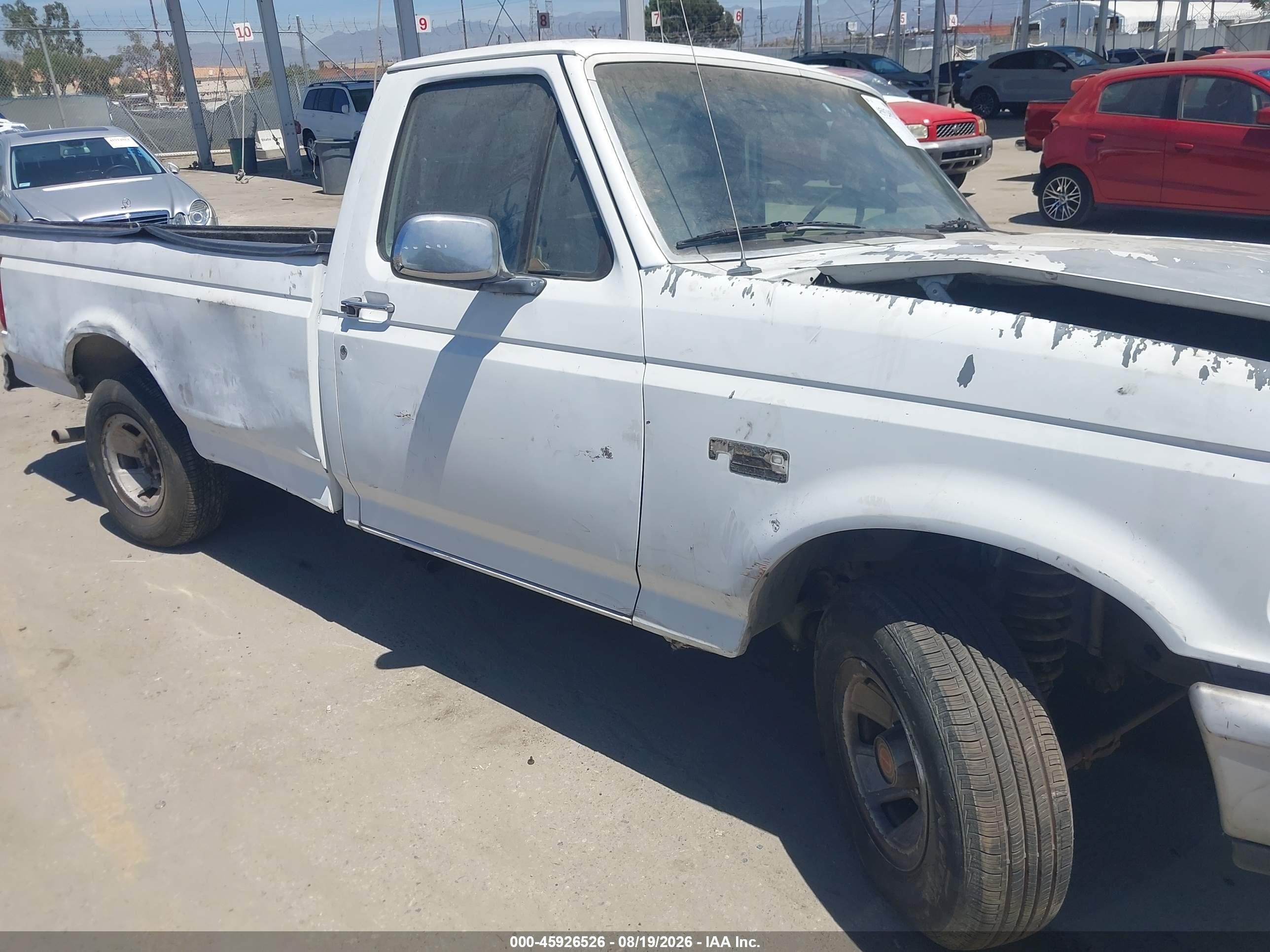 1992 Ford F150   White vin: 1FTDF15Y4NLA03090