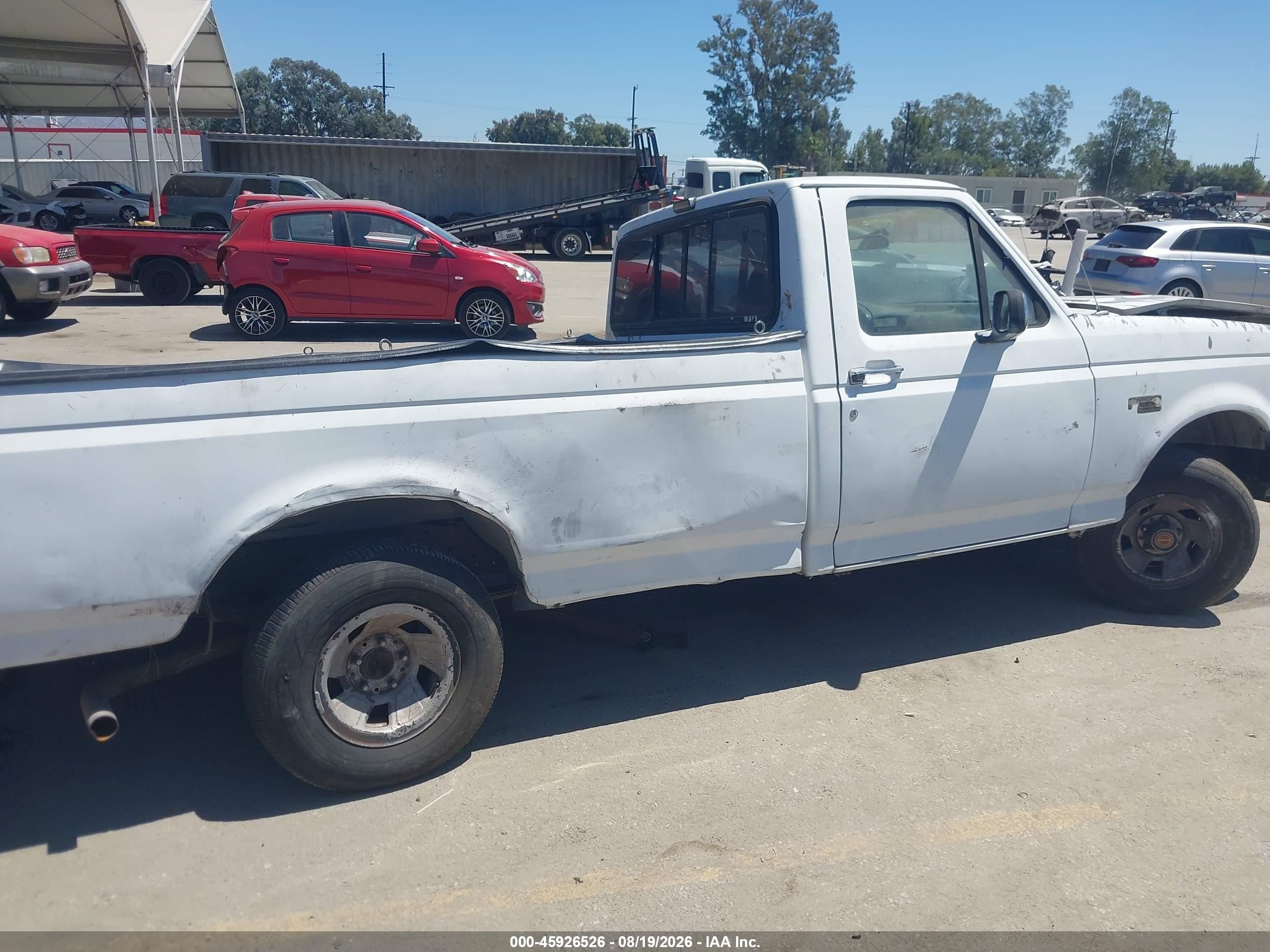 1992 Ford F150   White vin: 1FTDF15Y4NLA03090