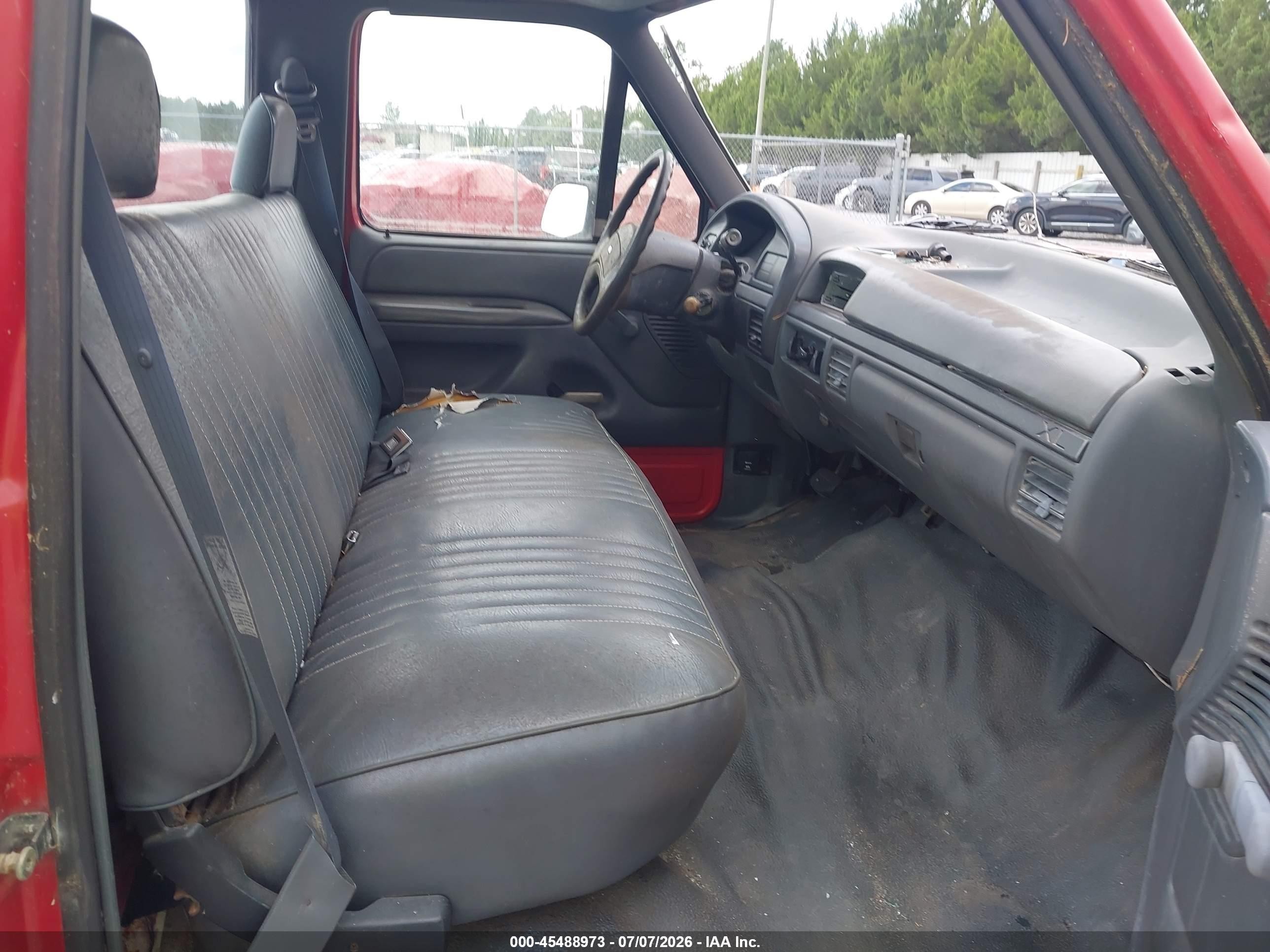1993 Ford F150   Red vin: 1FTDF15Y4PNB06971