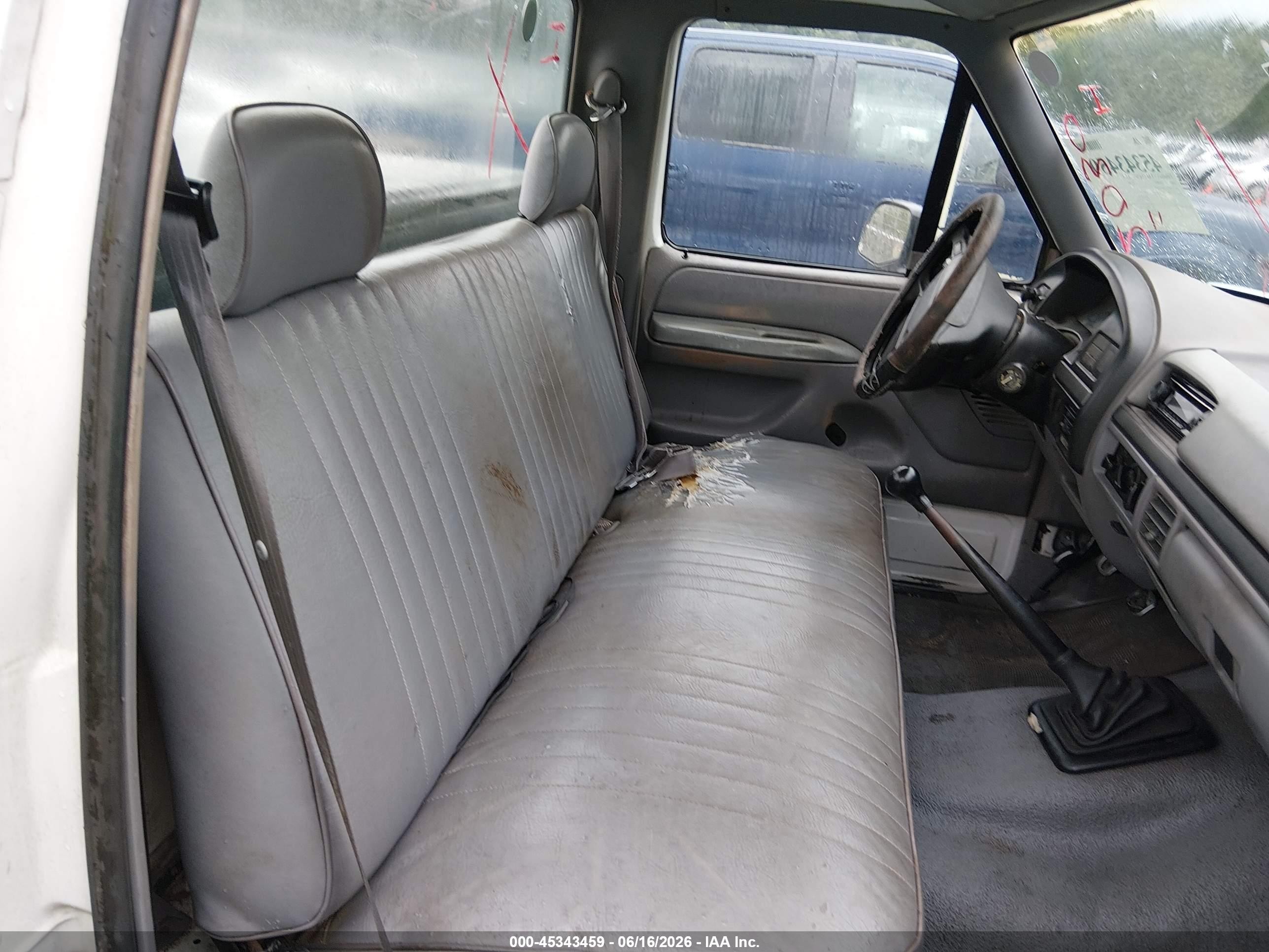 1995 Ford F150   White vin: 1FTDF15Y4SNA54640