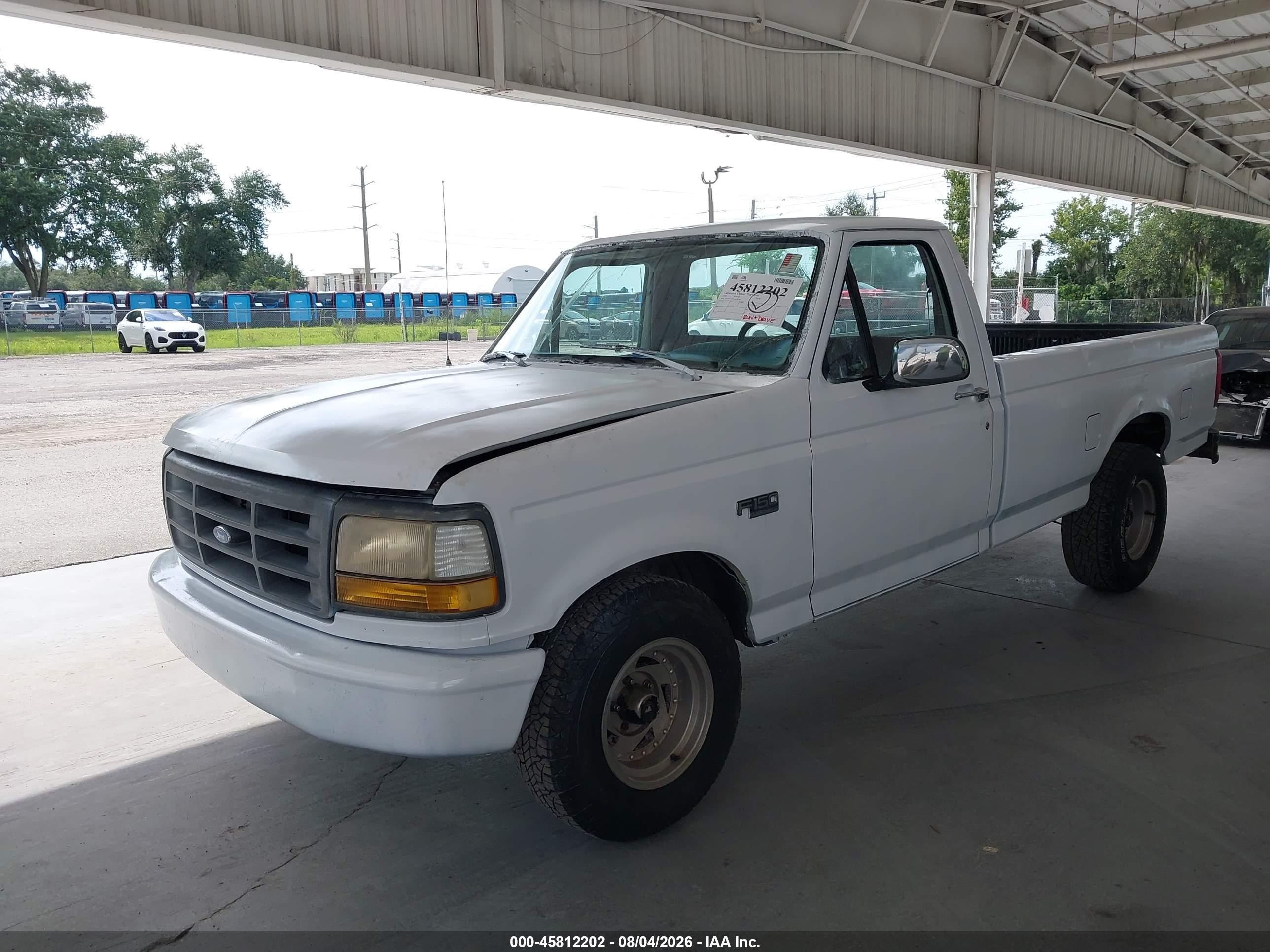1992 Ford F150   Белый vin: 1FTDF15Y6NNA79138