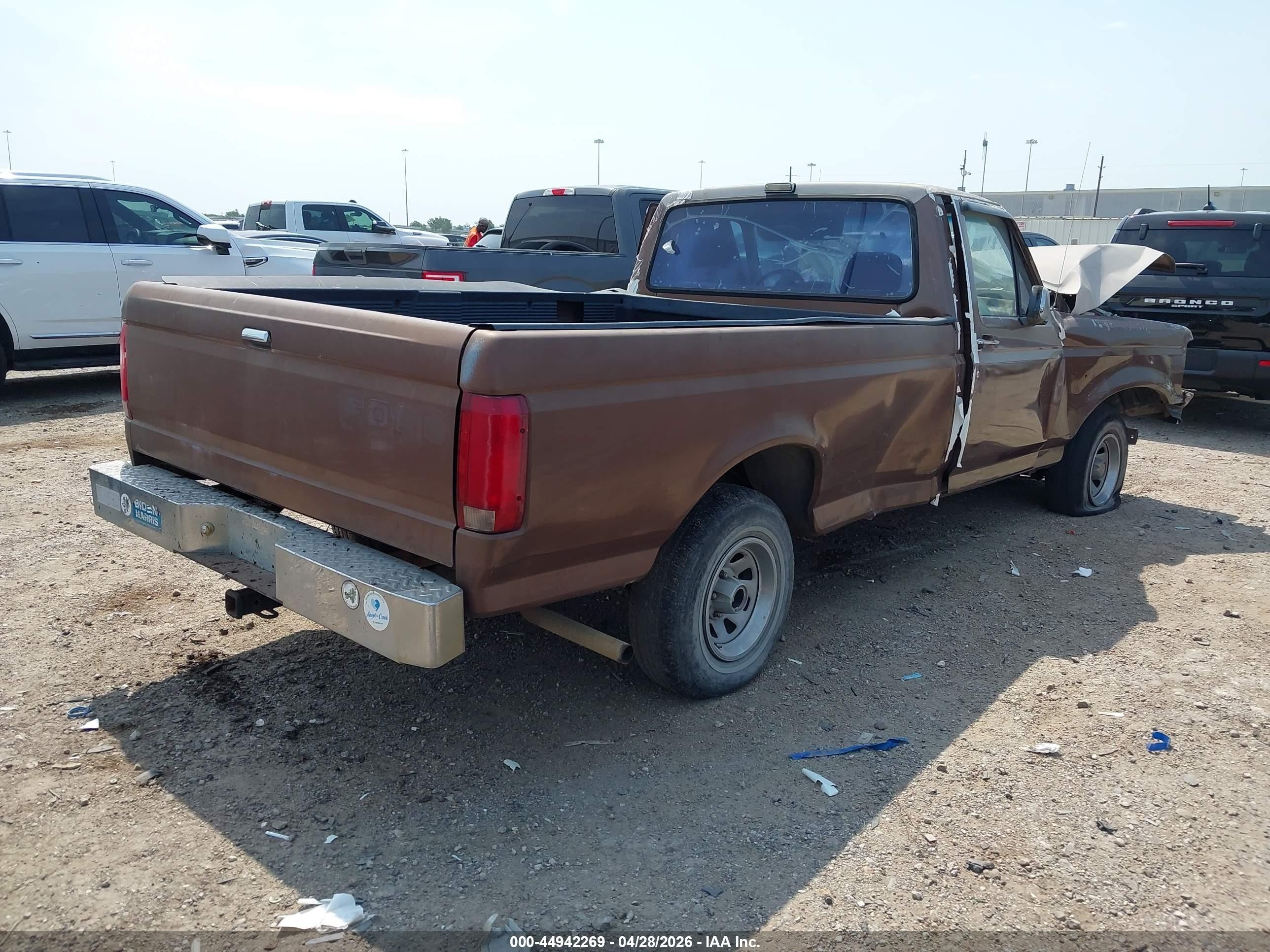 1993 Ford F150   Brown vin: 1FTDF15Y6PLA71524