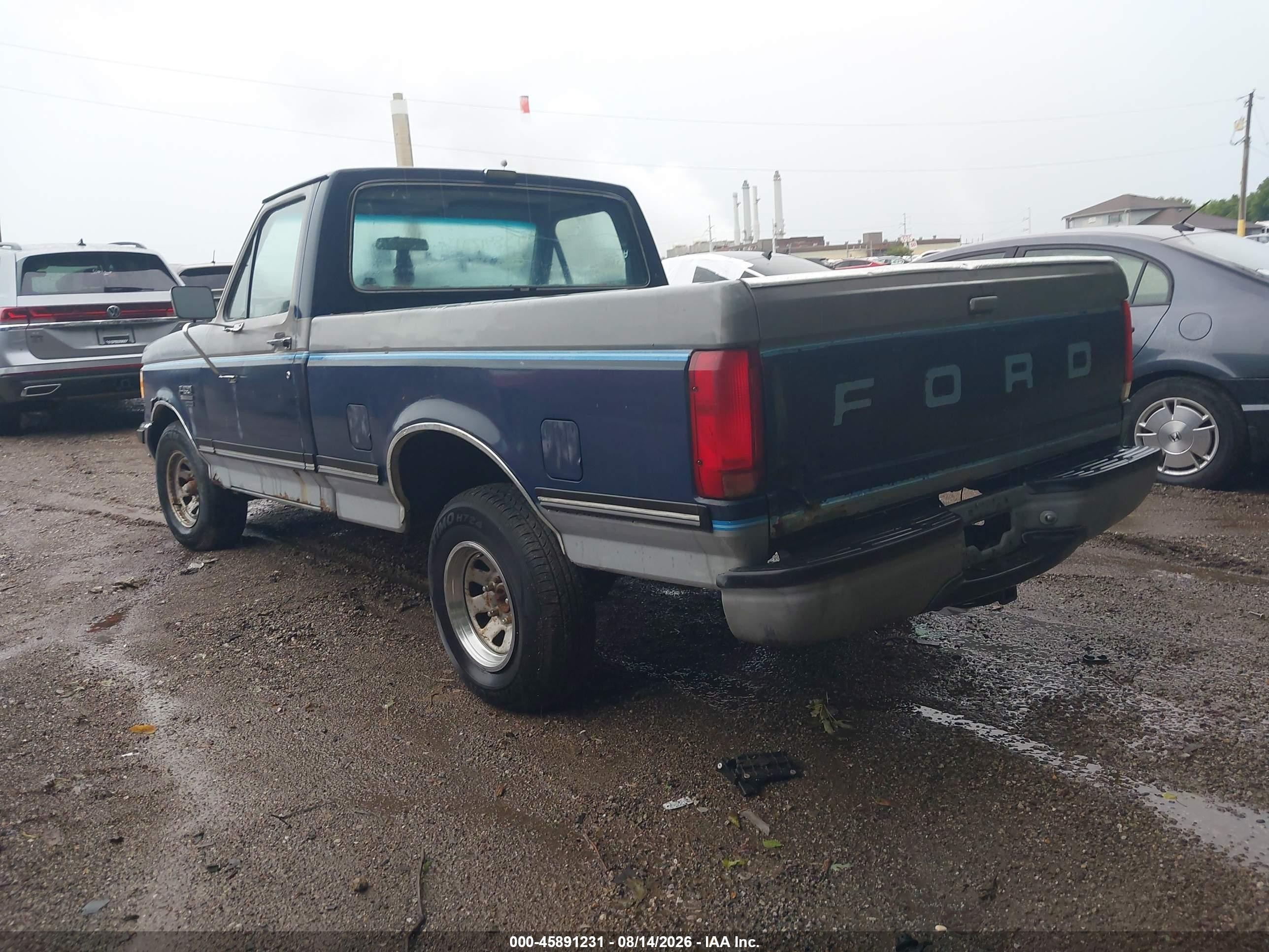 1989 Ford F150   Light Blue vin: 1FTDF15Y7KNB39519