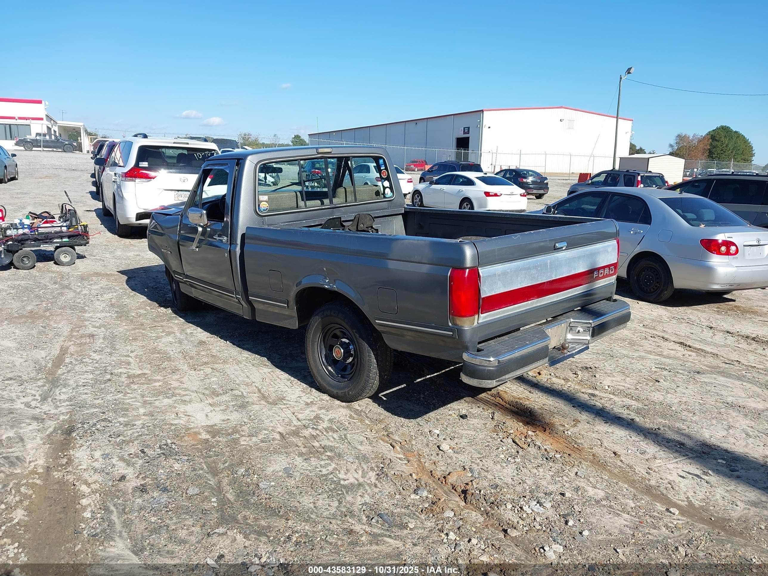 1990 Ford F150   Gray vin: 1FTDF15Y7LNB24343