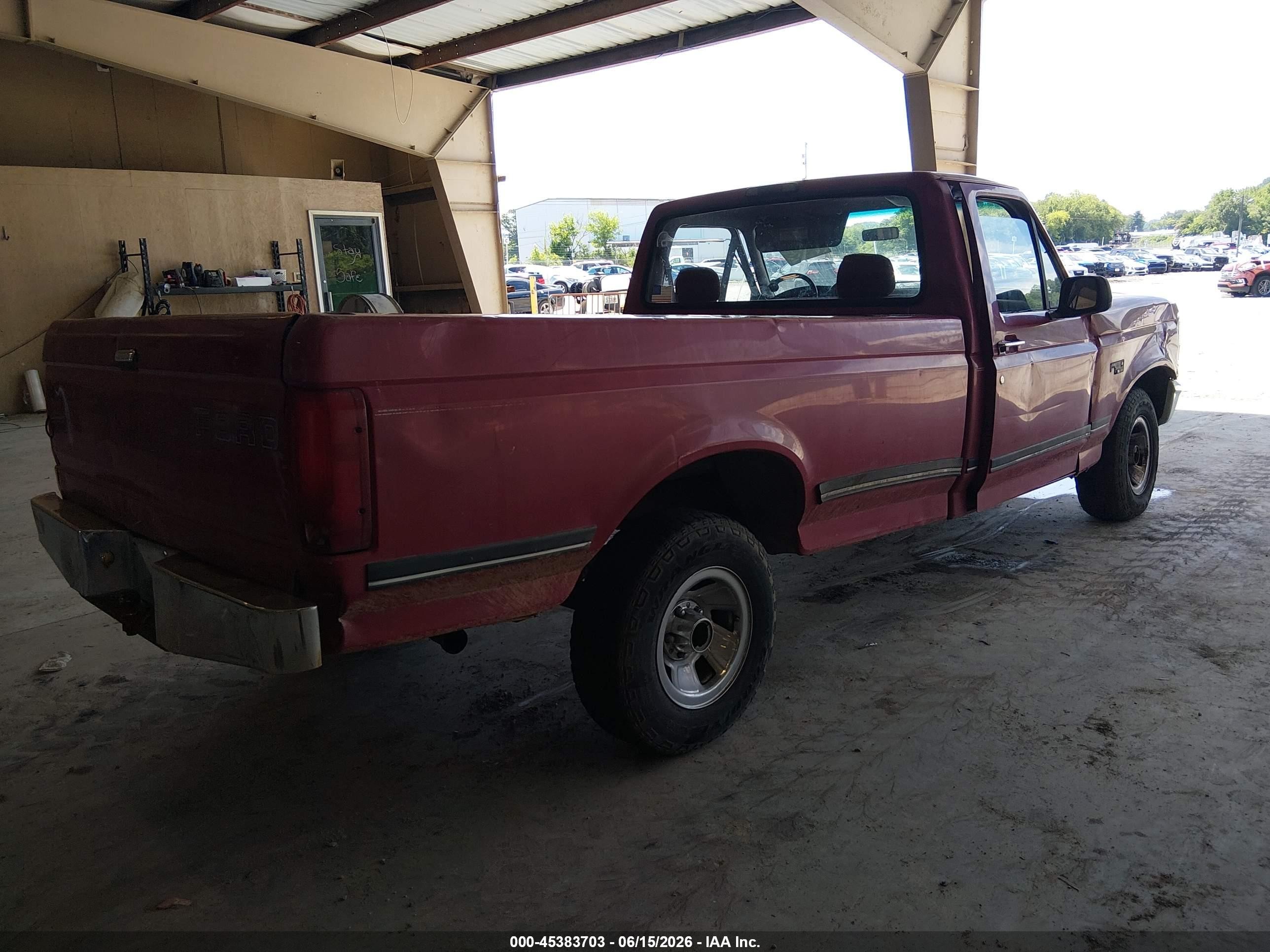 1994 Ford F150   Red vin: 1FTDF15Y7RNA05572