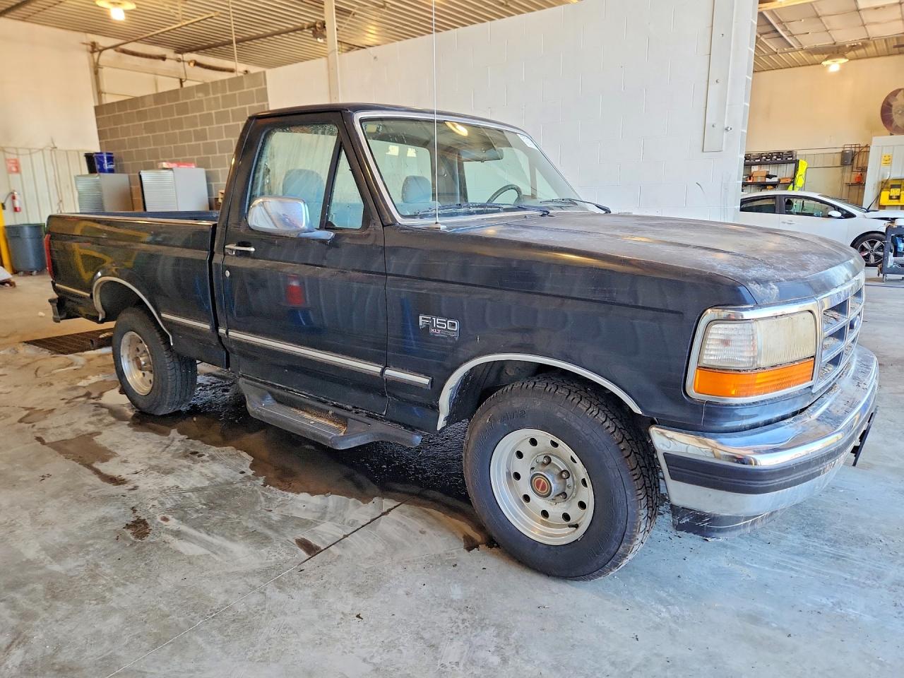 1994 Ford F150 Black vin: 1FTDF15Y7RNB14050