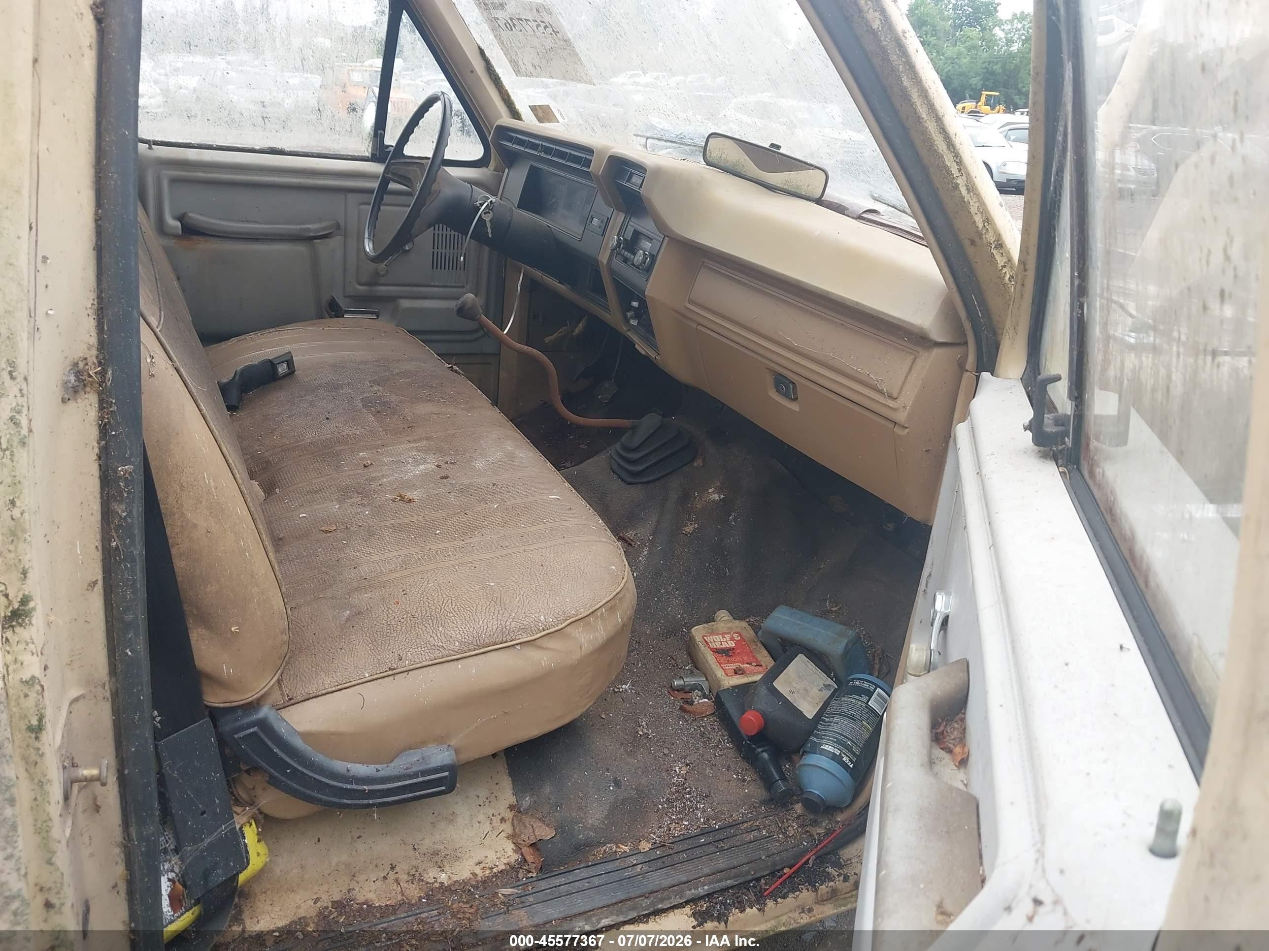 1984 Ford F150   Cream vin: 1FTDF15Y8ENA47159
