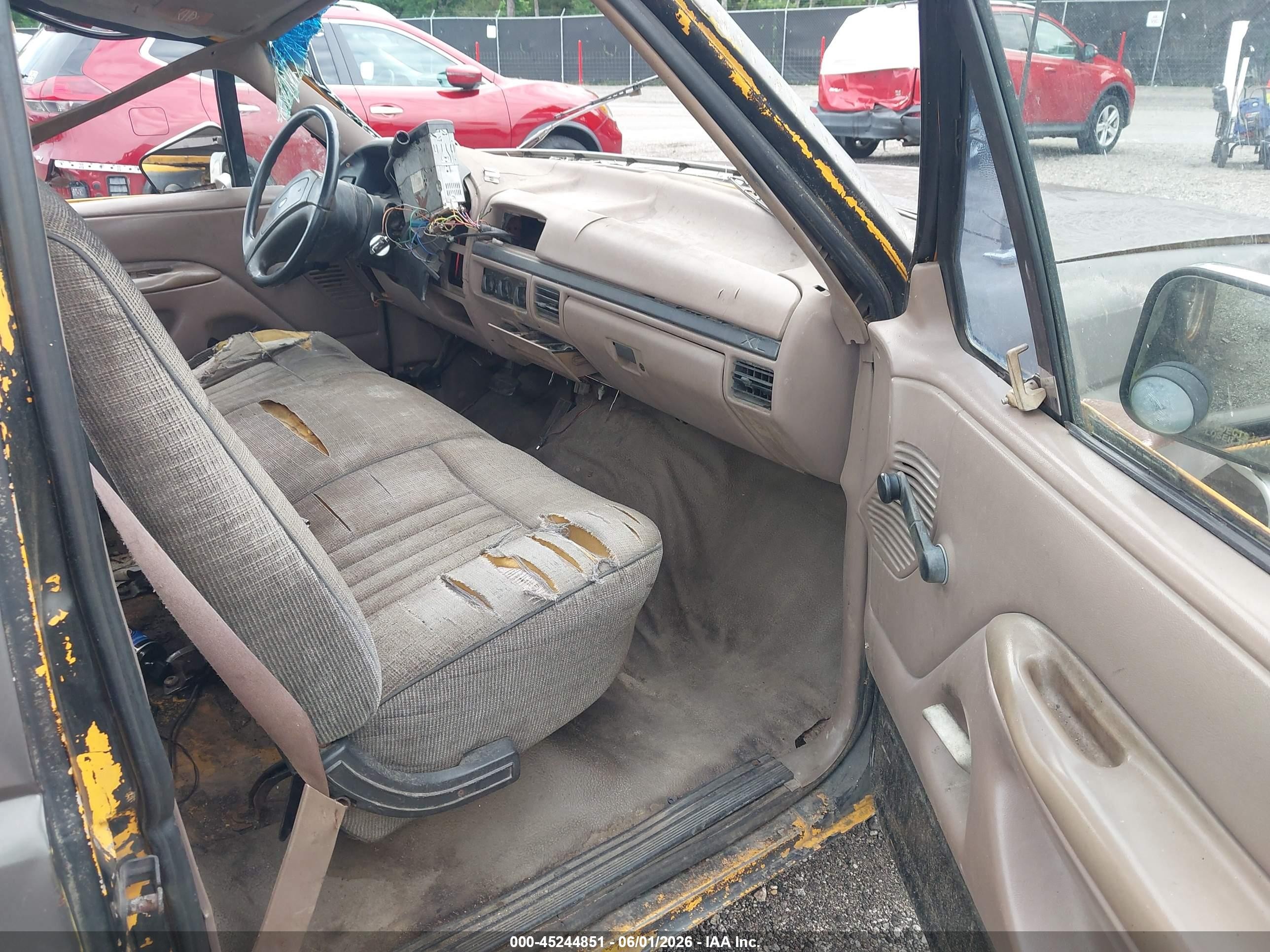 1993 Ford F150 Gray vin: 1FTDF15Y8PNA71190