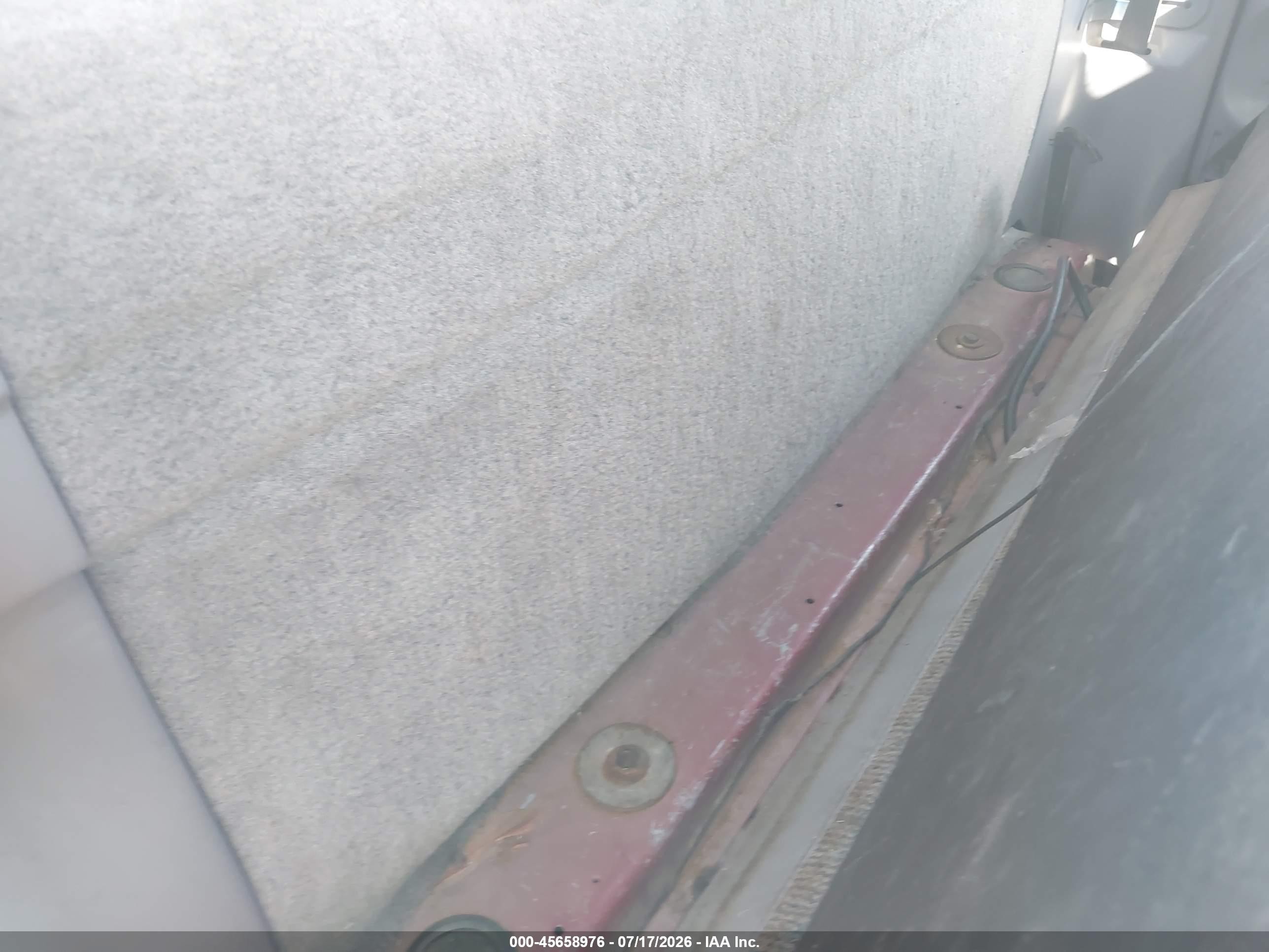 1994 Ford F150   Красный vin: 1FTDF15Y8RNA64761