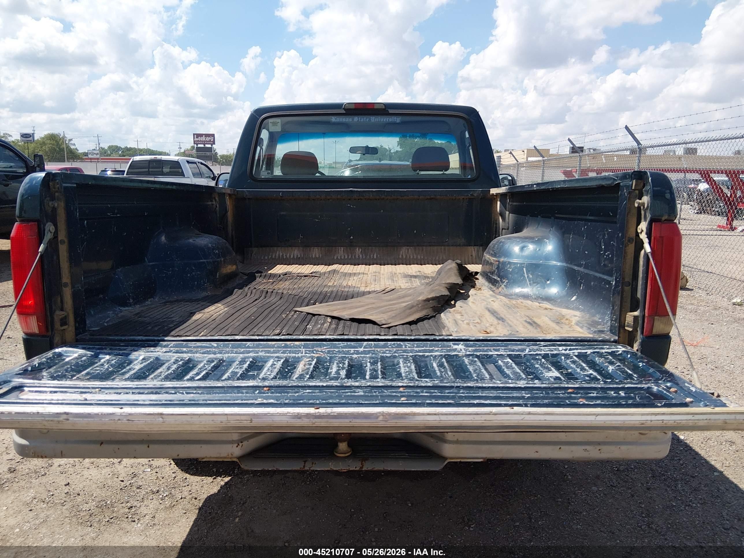 1994 Ford F150 Blue vin: 1FTDF15Y8RNB48949