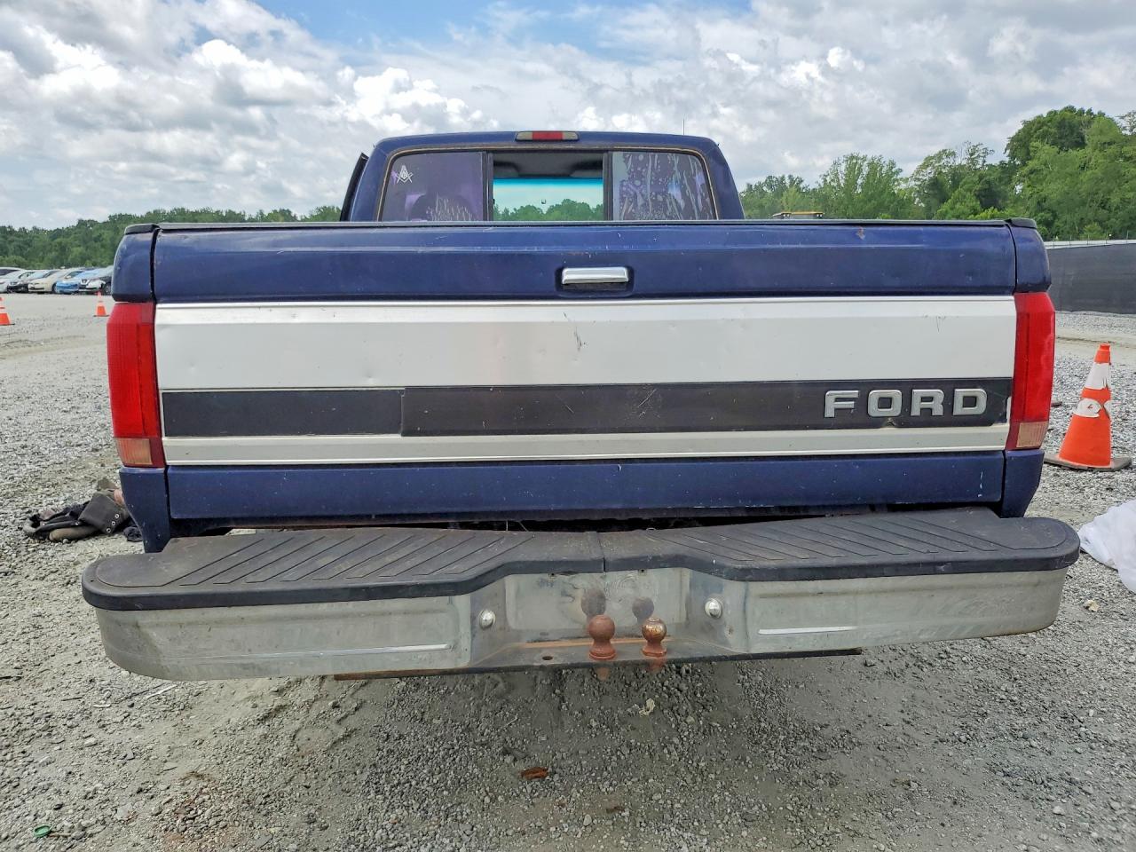 1995 Ford F150 Blue vin: 1FTDF15Y9SLA94529