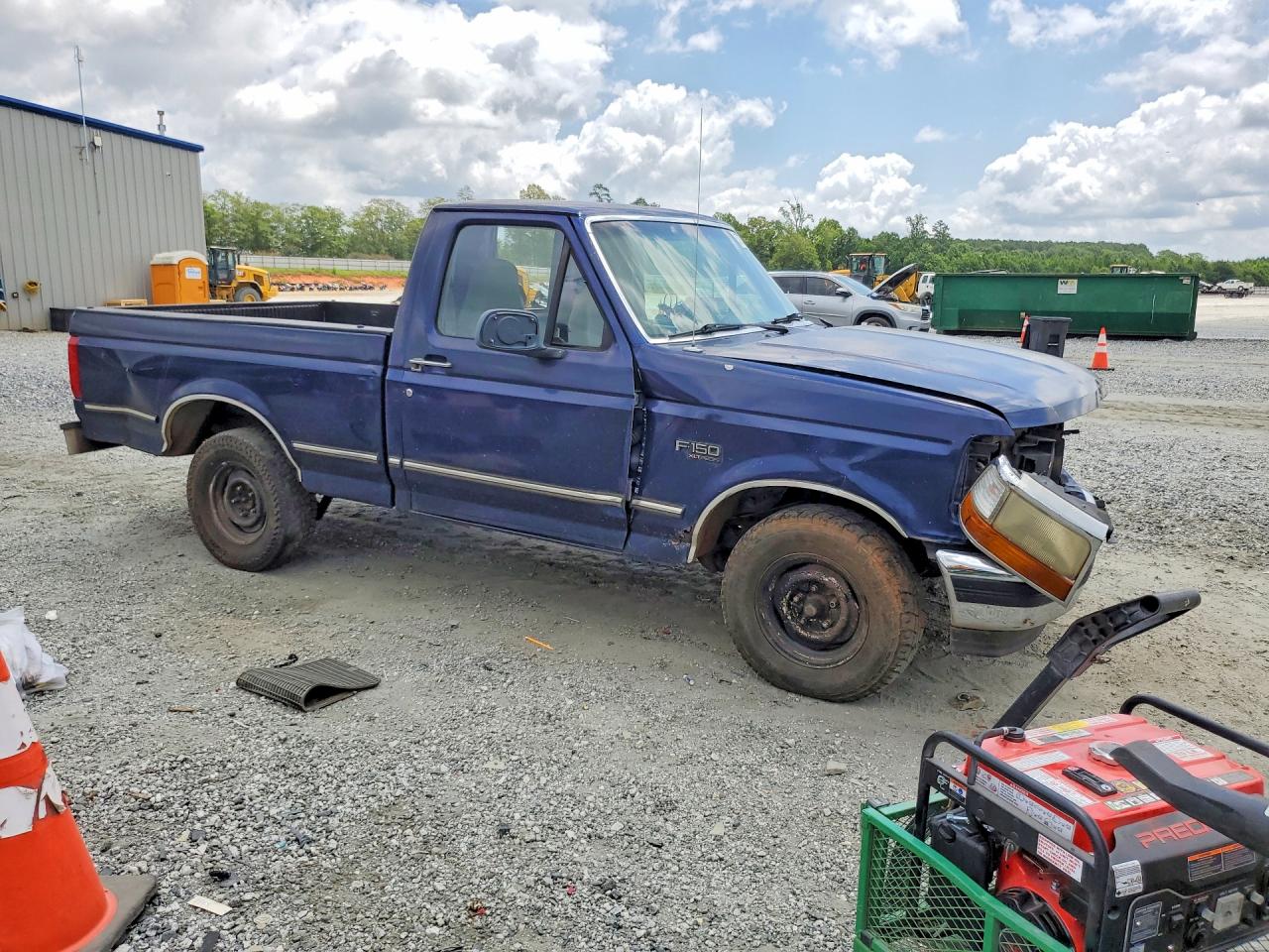 1995 Ford F150 Blue vin: 1FTDF15Y9SLA94529