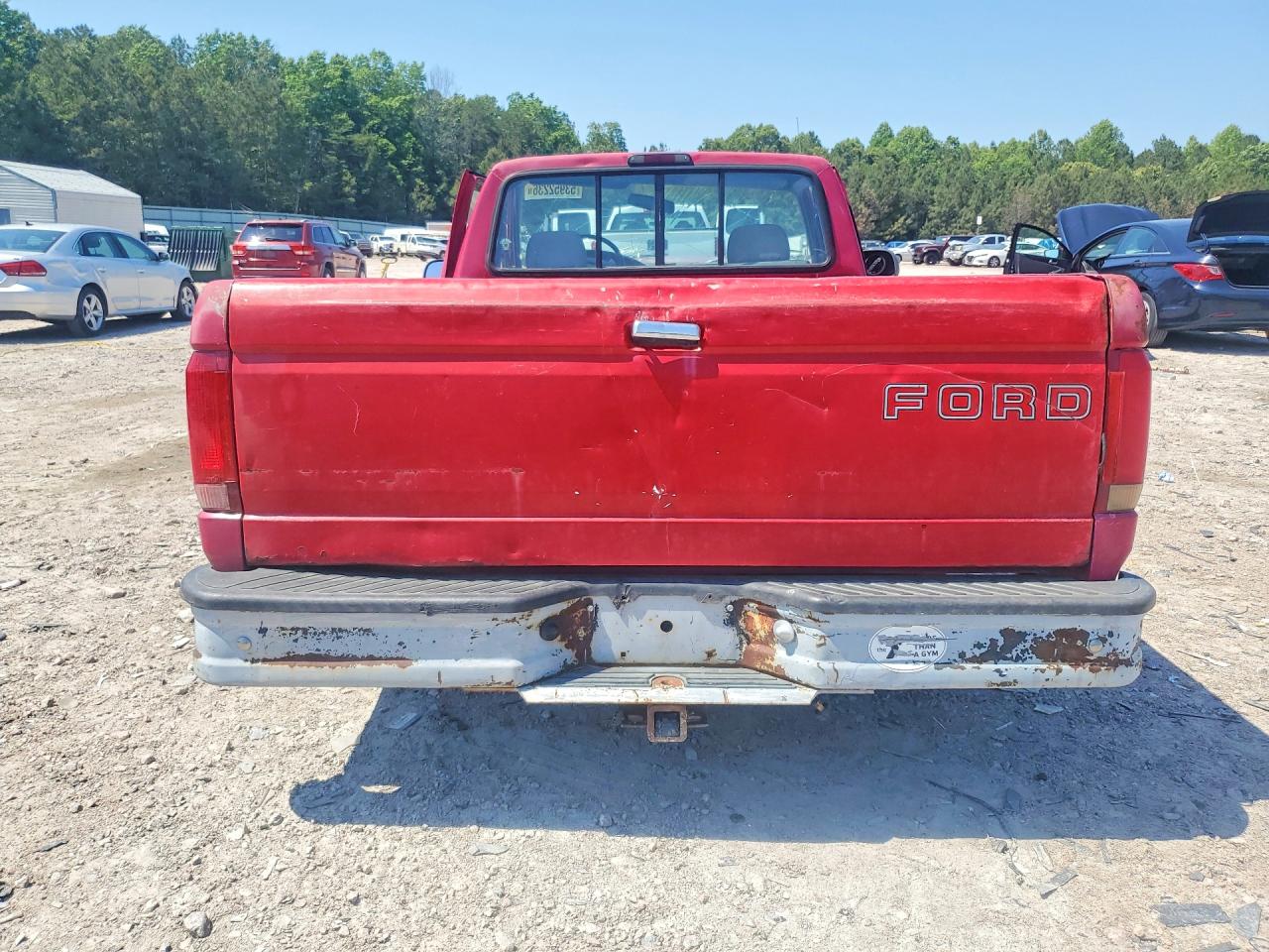 1994 Ford F150 Red vin: 1FTDF15YXRNB25592