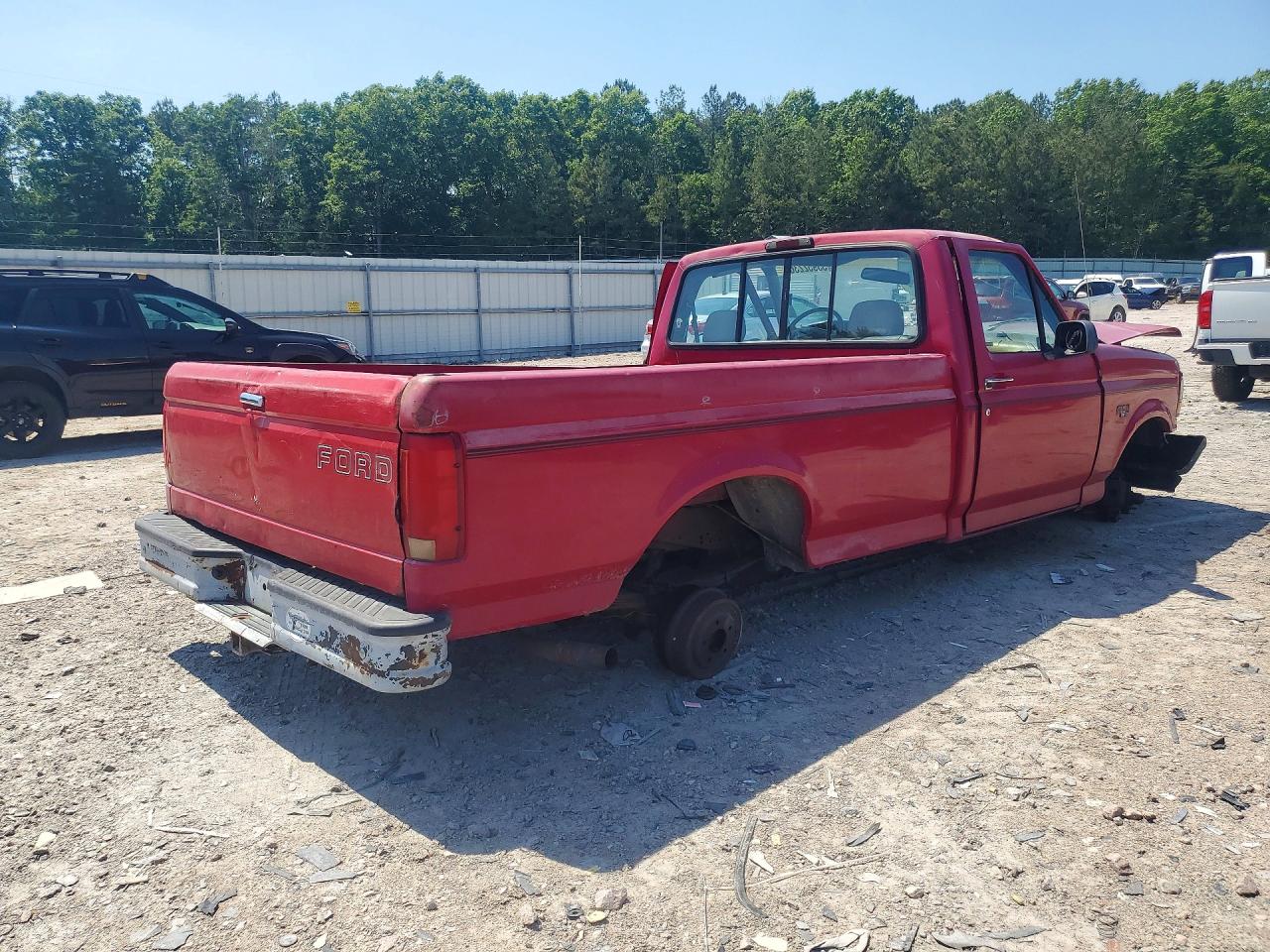 1994 Ford F150 Red vin: 1FTDF15YXRNB25592