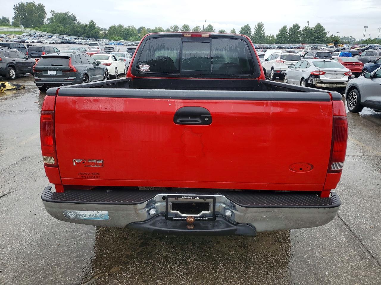 1997 Ford F150 Red vin: 1FTDF1721VNC92992