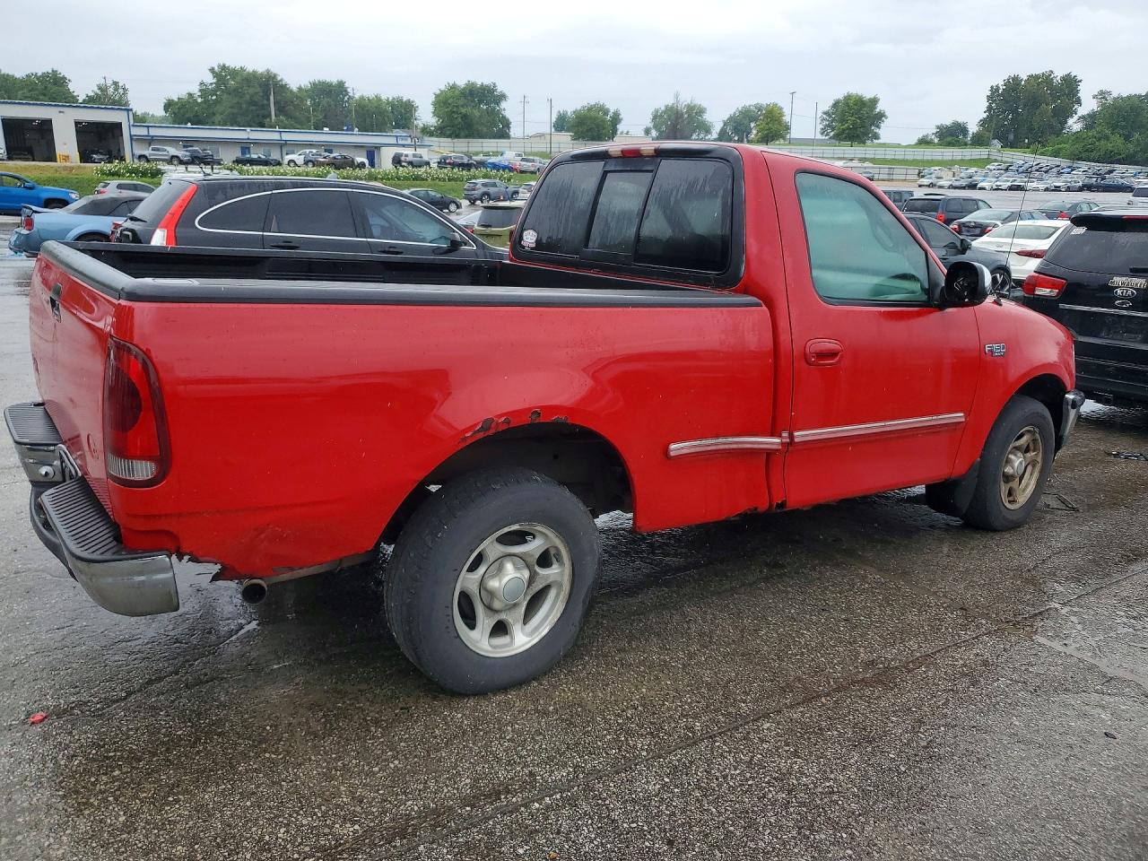 1997 Ford F150 Red vin: 1FTDF1721VNC92992