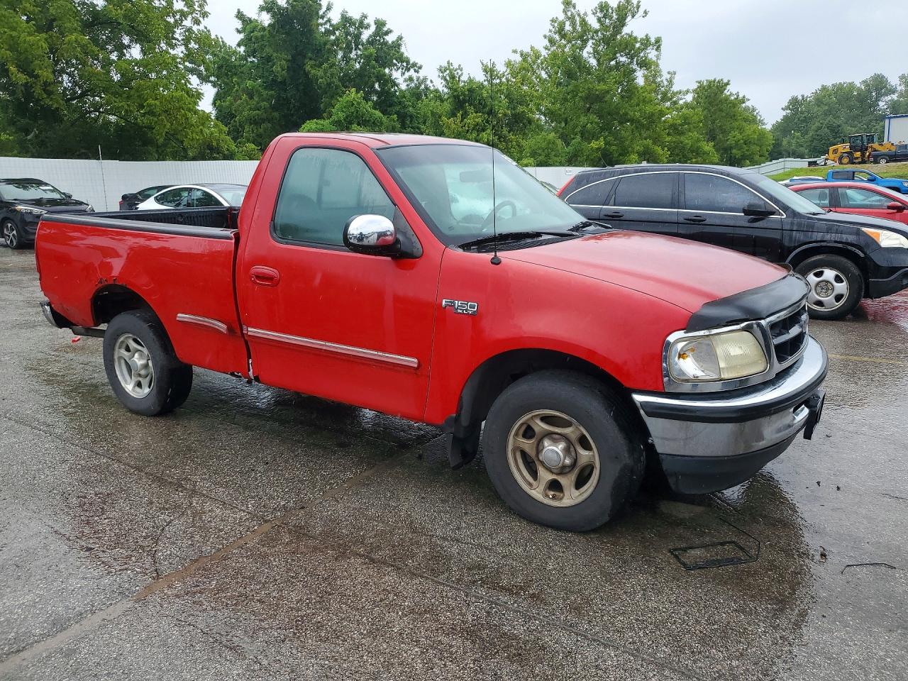 1997 Ford F150 Red vin: 1FTDF1721VNC92992