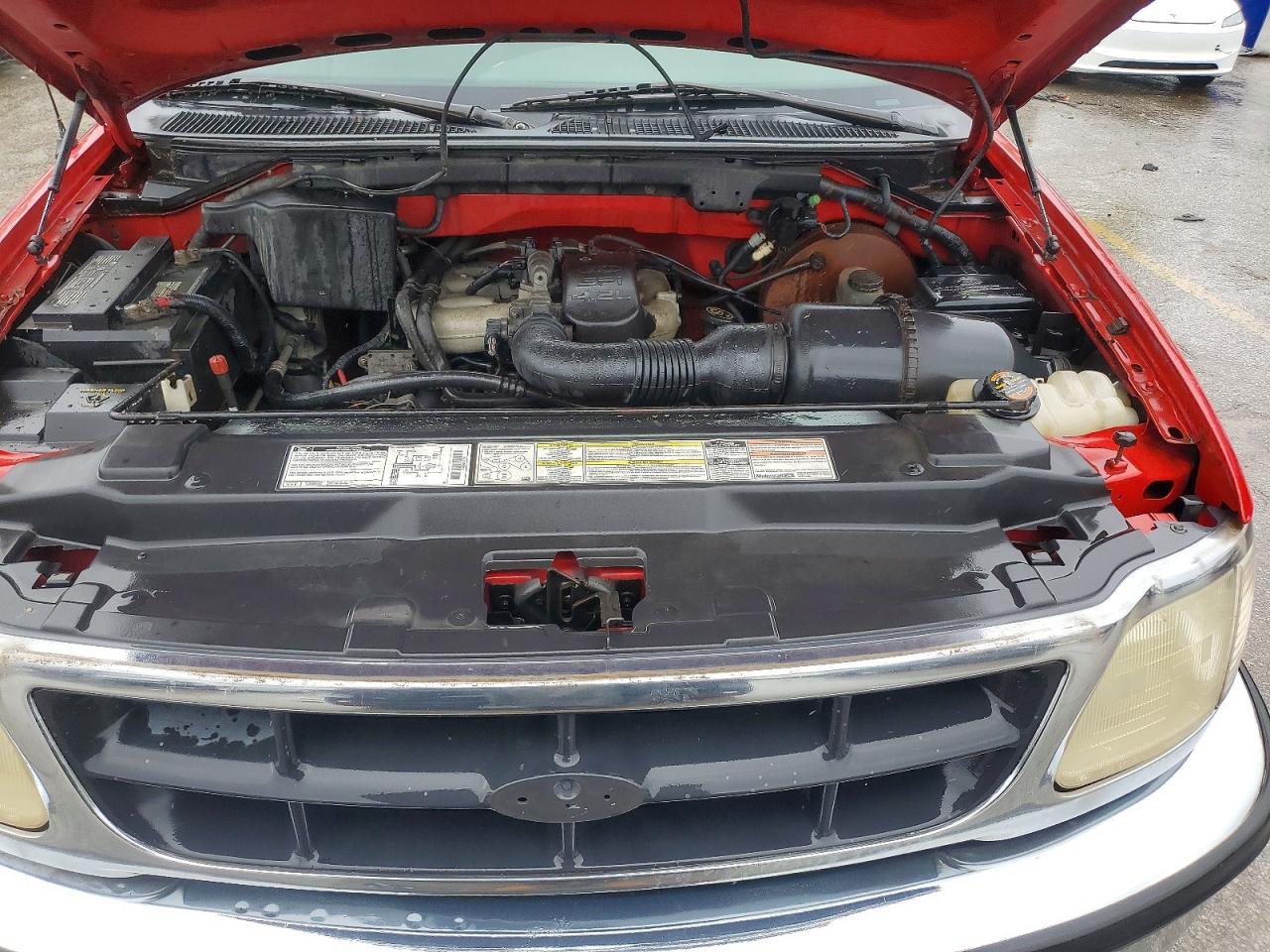 1997 Ford F150 Red vin: 1FTDF1721VNC92992