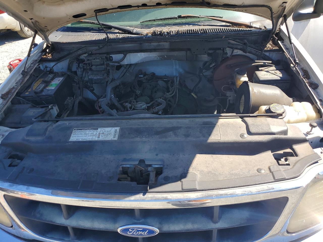 1997 Ford F150 Белый vin: 1FTDF1723VKC80117