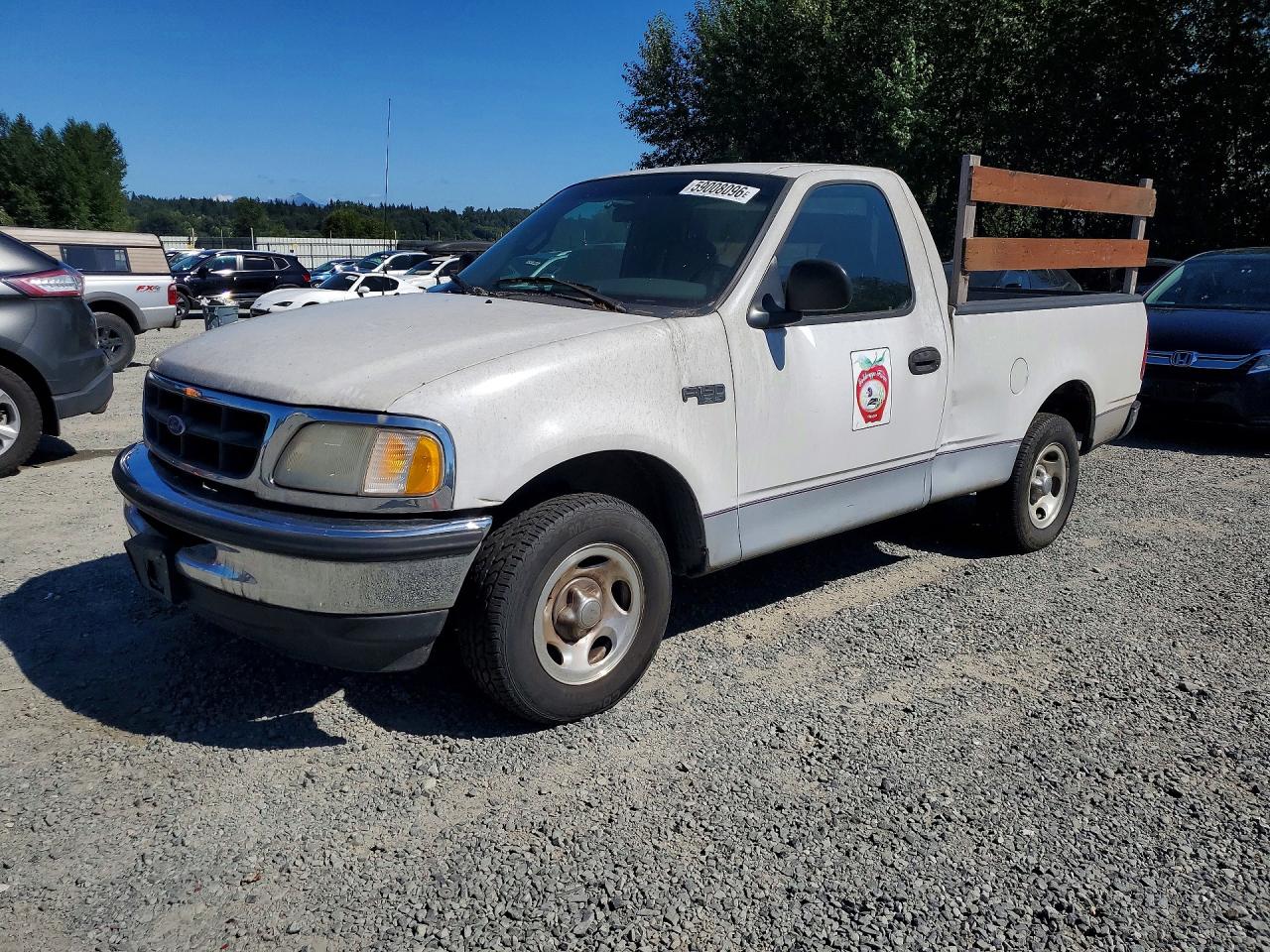 1997 Ford F150 Белый vin: 1FTDF1723VKC80117