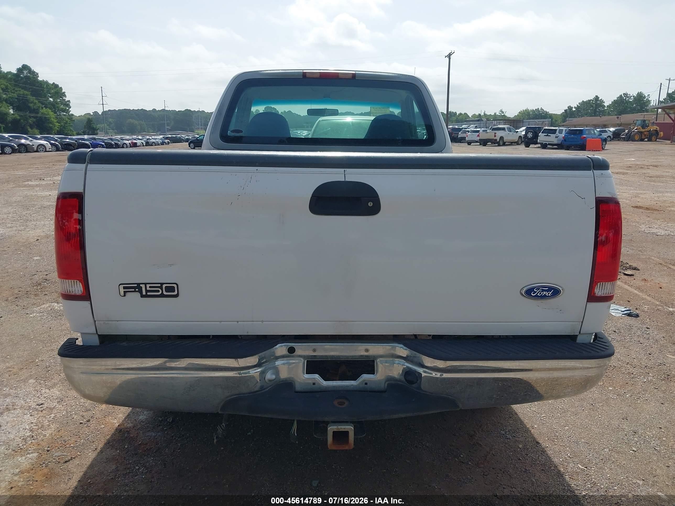 1997 Ford F-150 Standard Standard/xl/xlt White vin: 1FTDF1727VKA24336