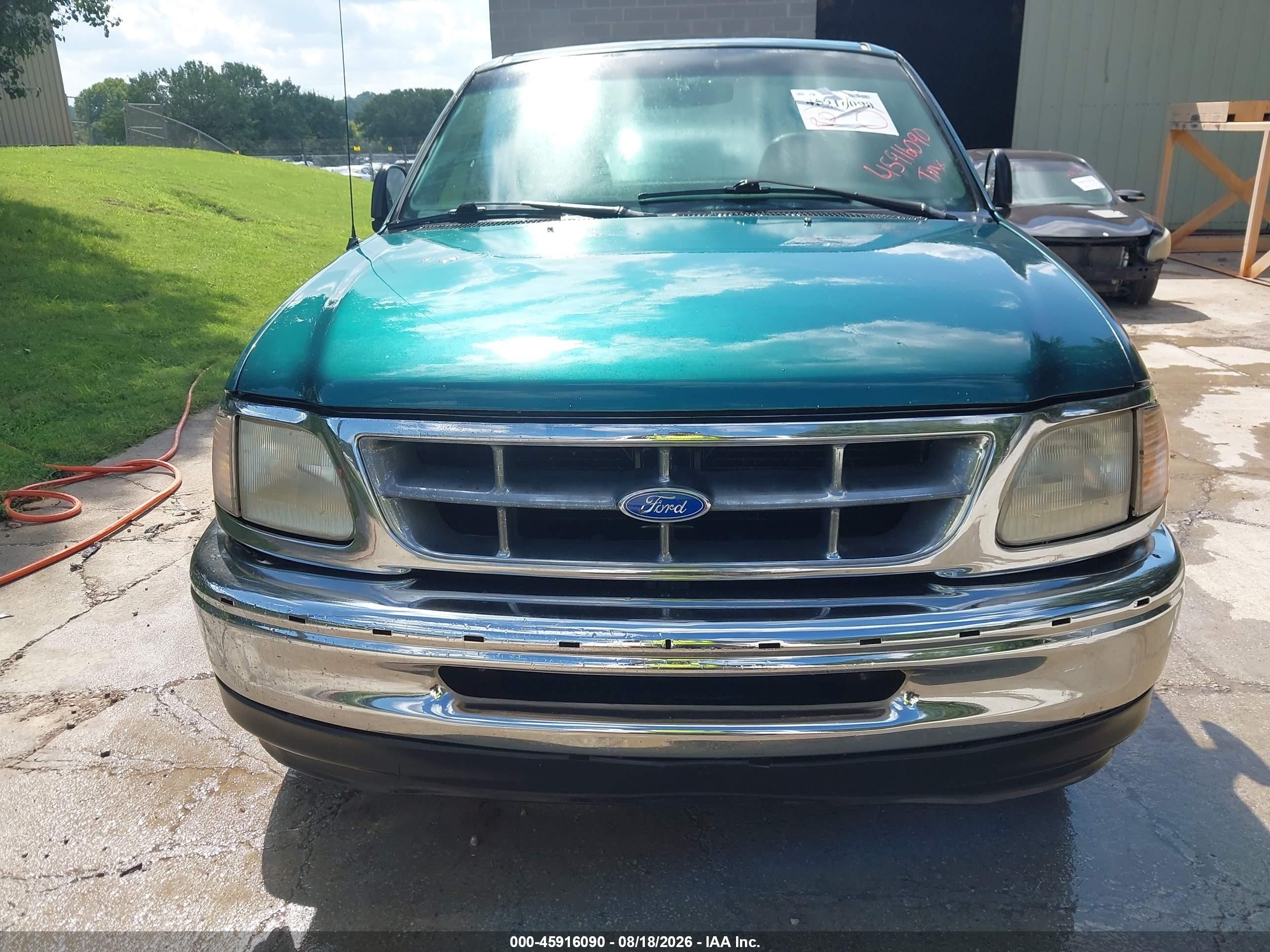 1997 Ford F-150 Standard Standard/xl/xlt Green vin: 1FTDF1727VND39944