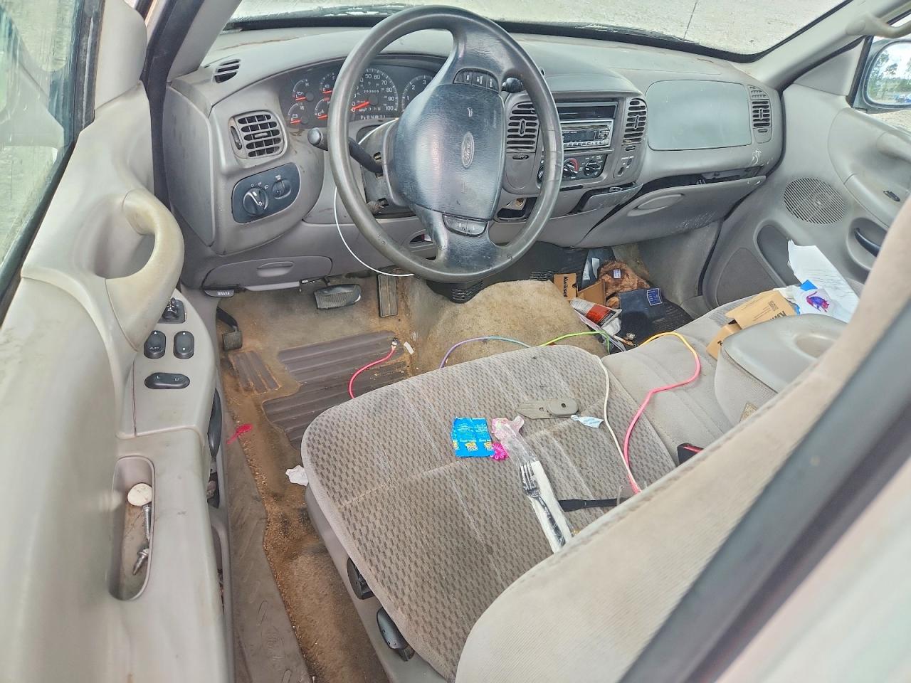 1997 Ford F150 Белый vin: 1FTDF1729VNC46861