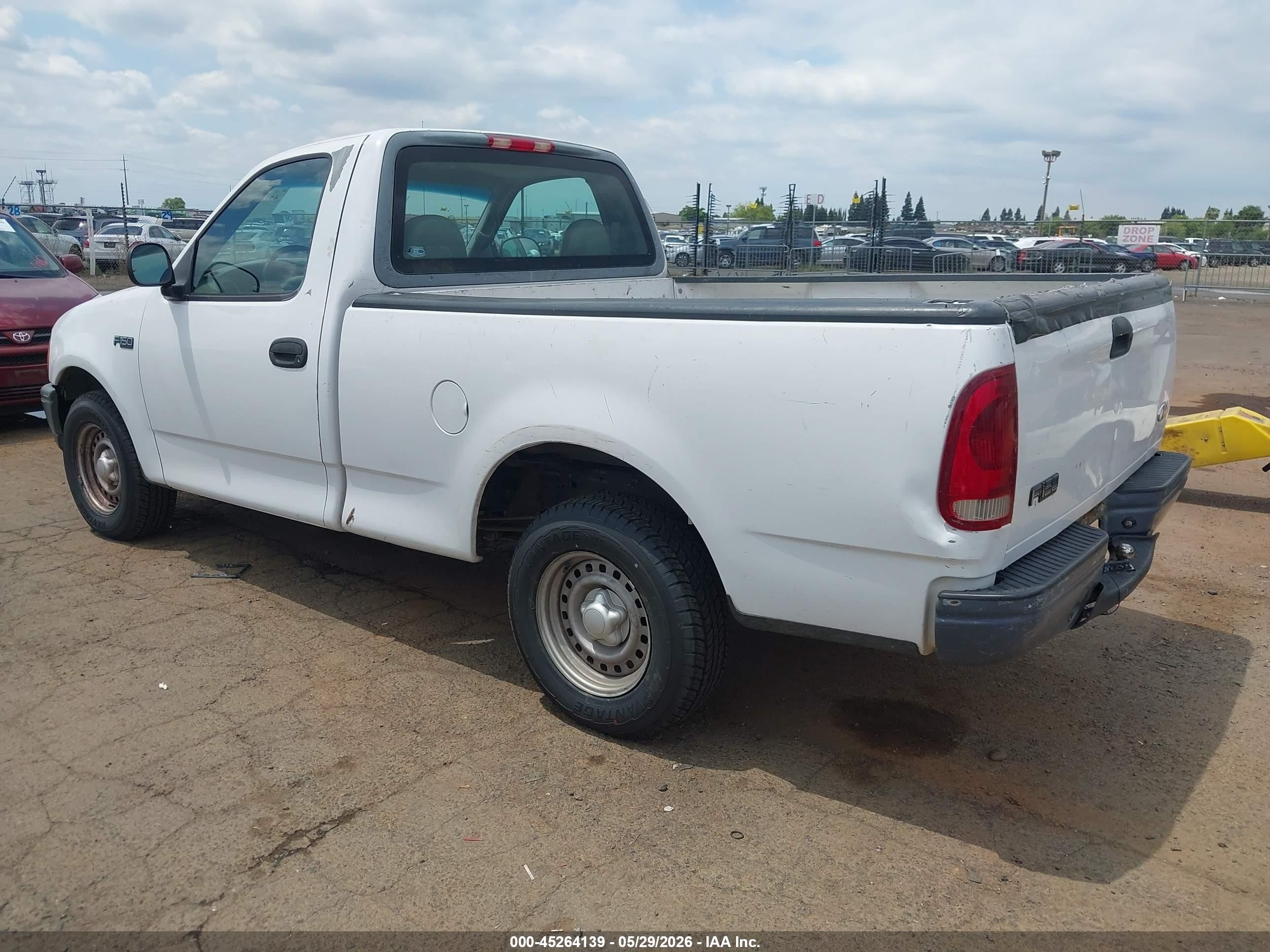 1997 Ford F-150 Standard/xl/xlt White vin: 1FTDF172XVKC33201