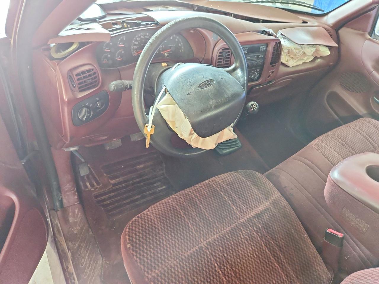 1997 Ford F150 Maroon vin: 1FTDF1760VNA65425