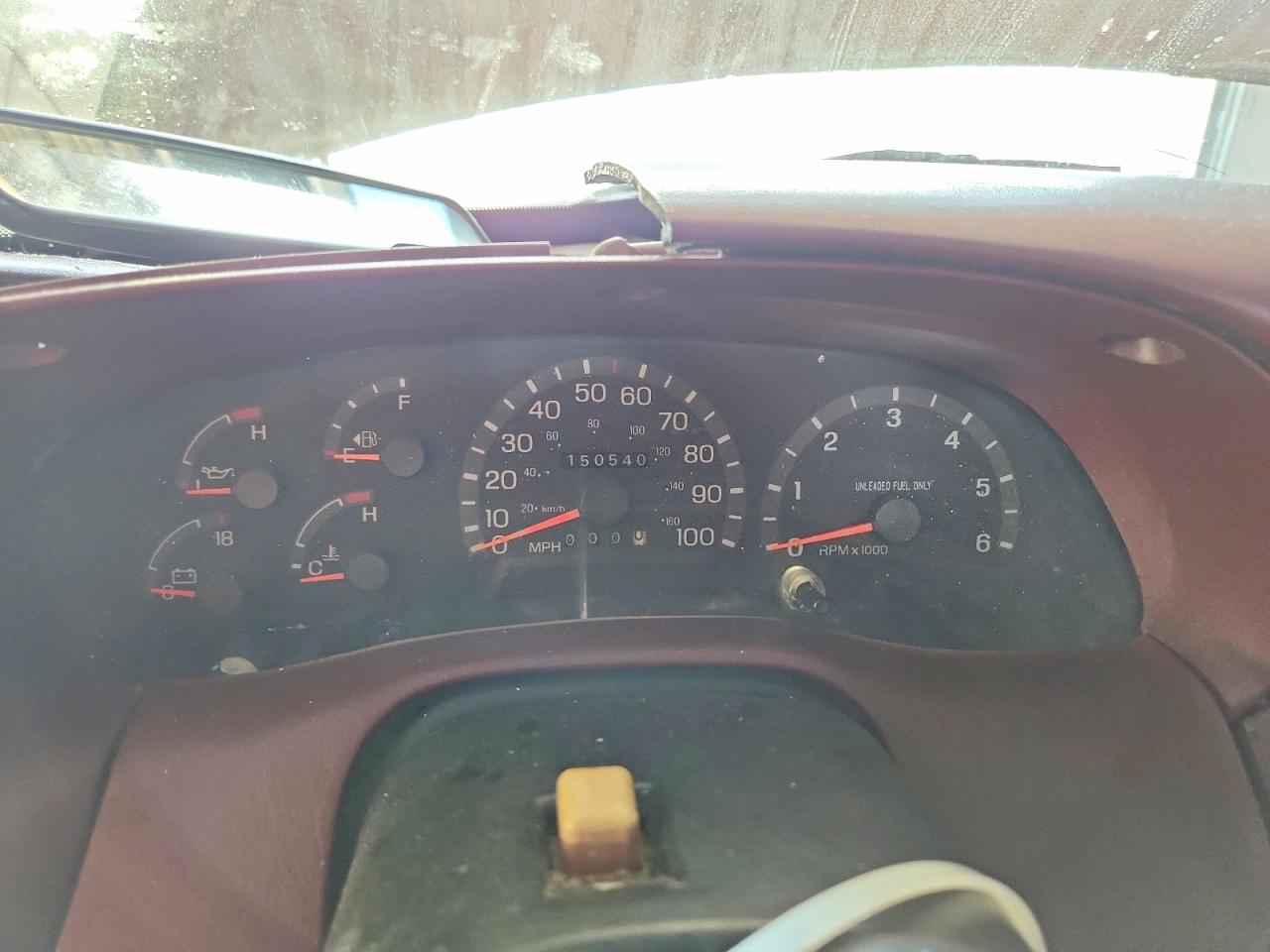 1997 Ford F150 Maroon vin: 1FTDF1760VNA65425