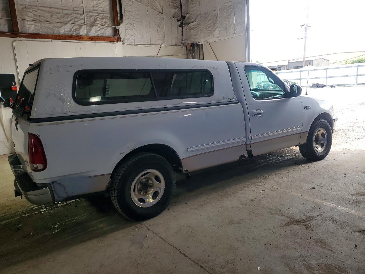 1997 Ford F150 Белый vin: 1FTDF176XVLB44175