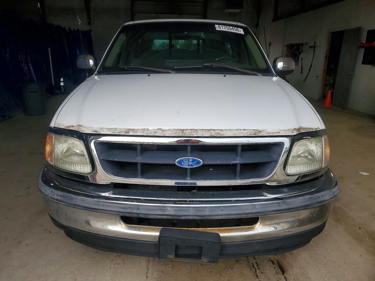 1997 Ford F150 Белый vin: 1FTDF176XVLB44175