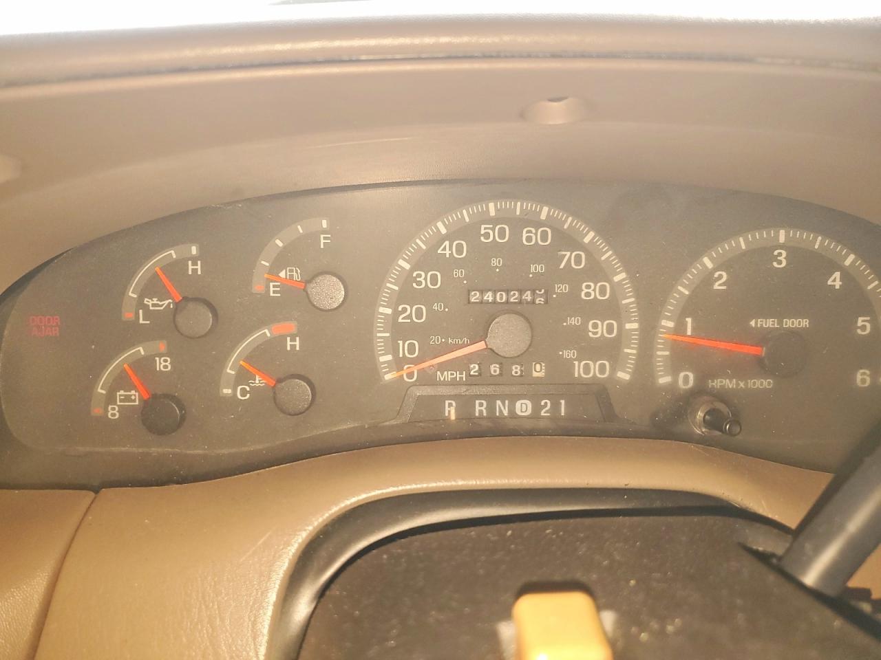 1997 Ford F150 Белый vin: 1FTDF176XVLB44175