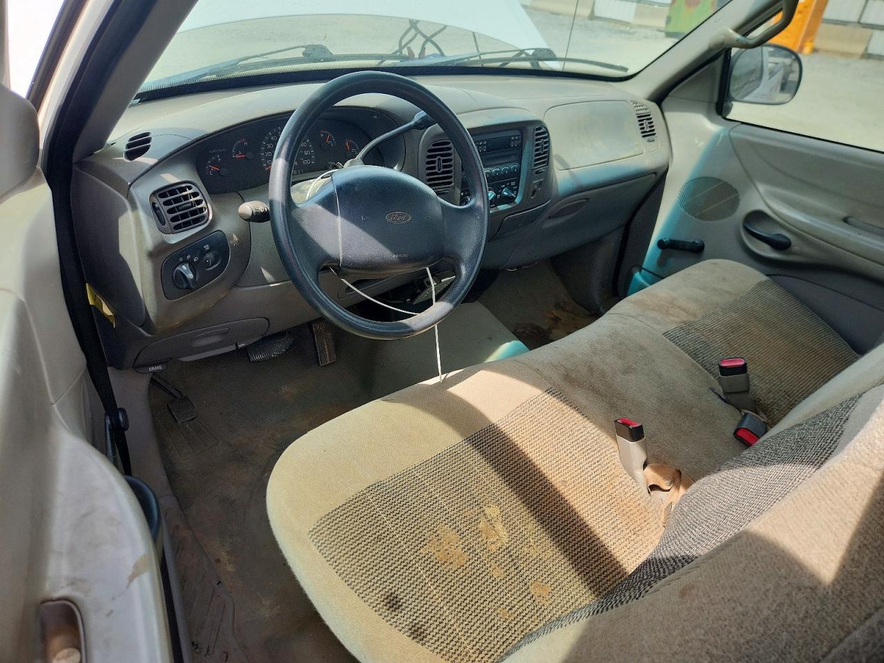 1997 Ford F150 Белый vin: 1FTDF176XVNA32013