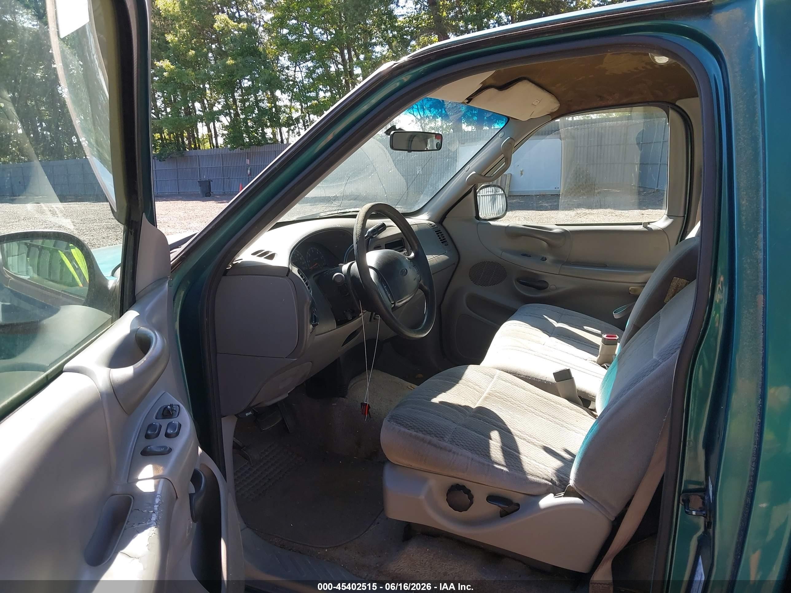 1997 Ford F-150 Standard Lariat/standard/xl/xlt Green vin: 1FTDF17W7VLA12667