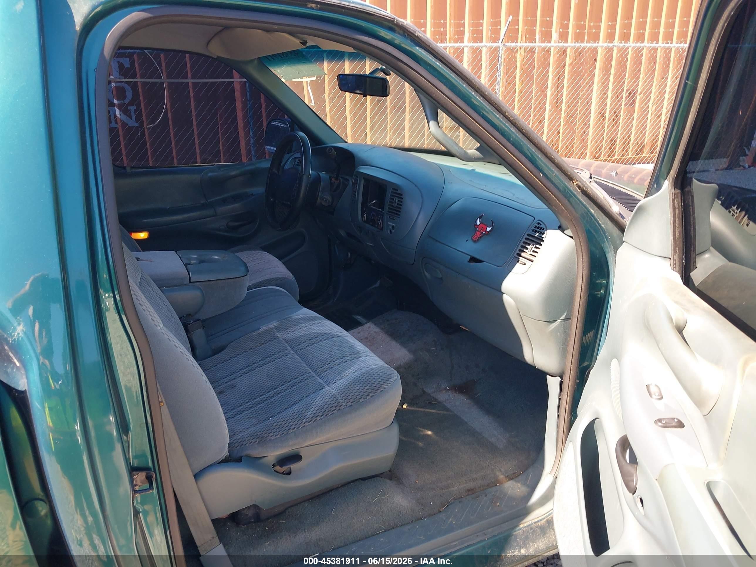1997 Ford F-150 Standard Lariat/standard/xl/xlt Green vin: 1FTDF17WXVNC27593