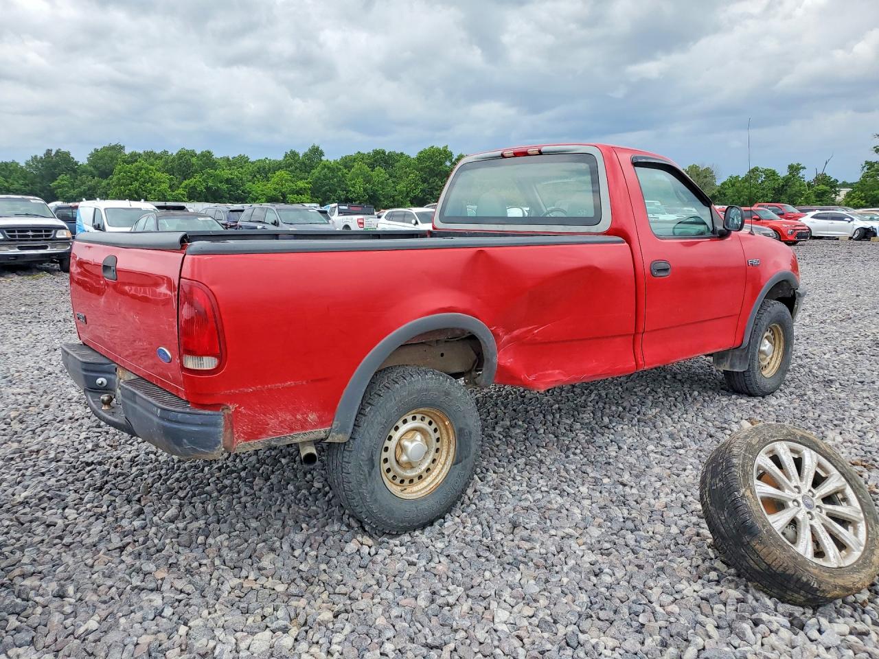 1997 Ford F150 Red vin: 1FTDF1821VND42708