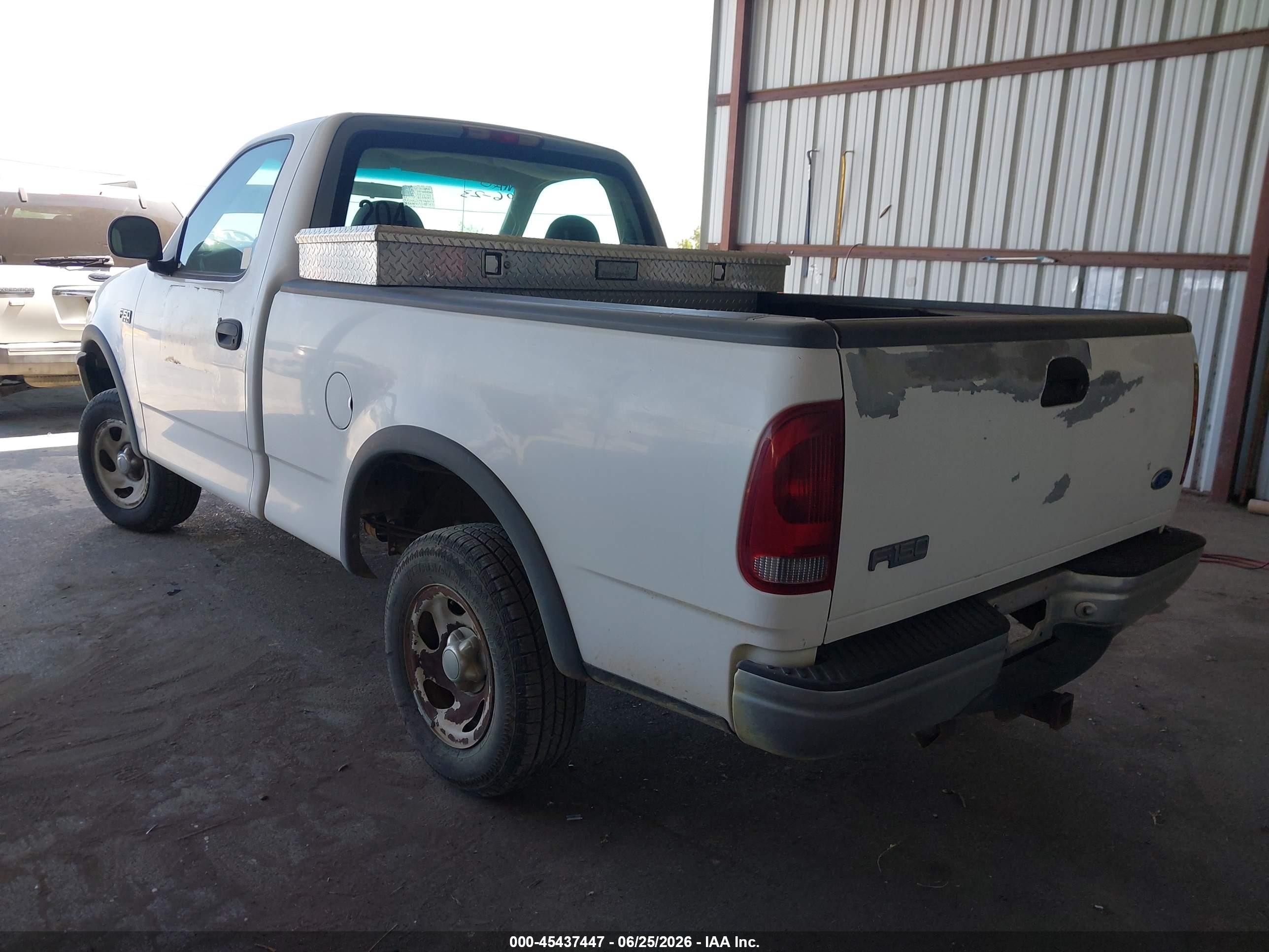 1997 Ford F-150 Standard Standard/xl/xlt White vin: 1FTDF1823VKD38757