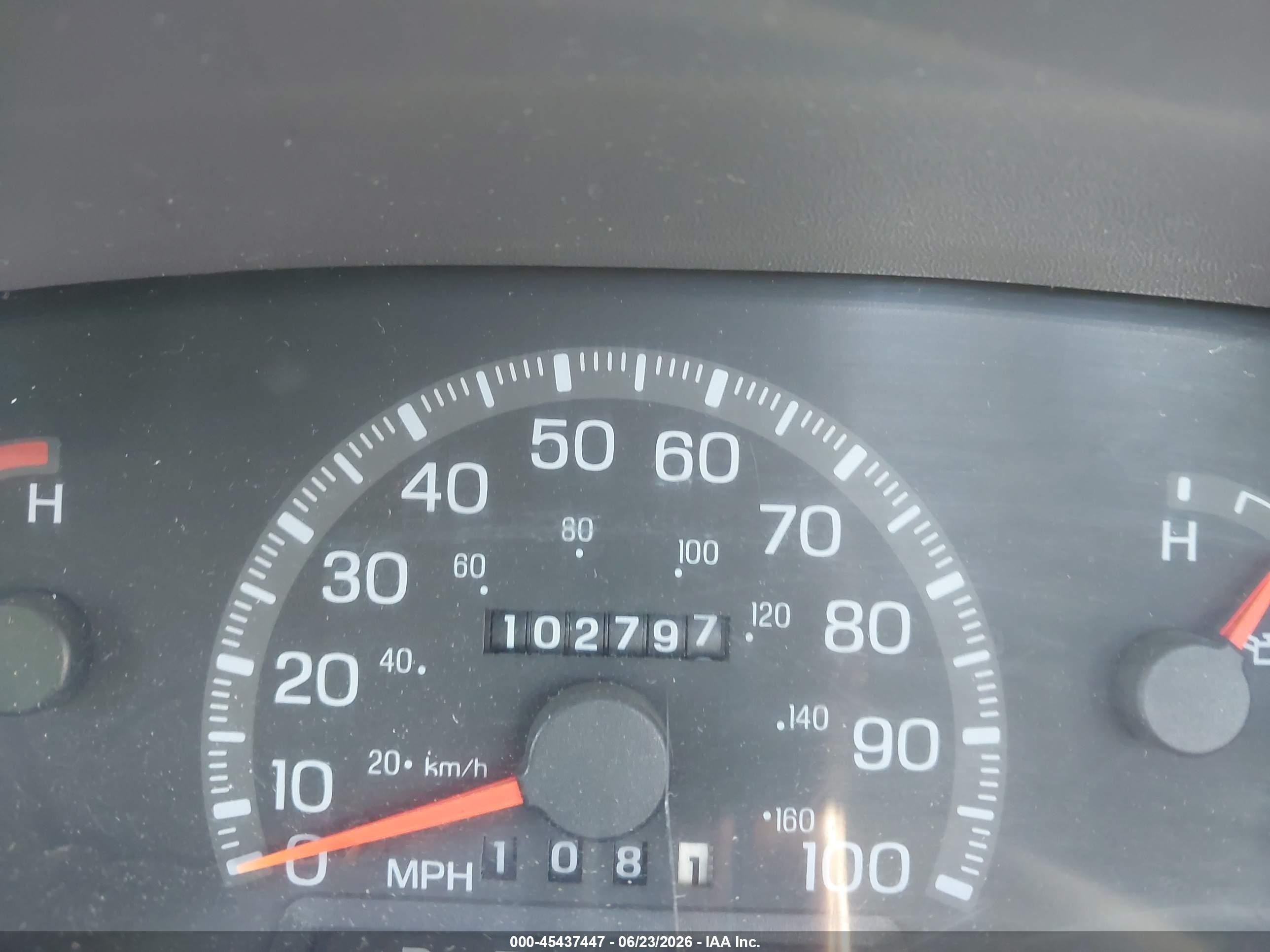 1997 Ford F-150 Standard Standard/xl/xlt White vin: 1FTDF1823VKD38757