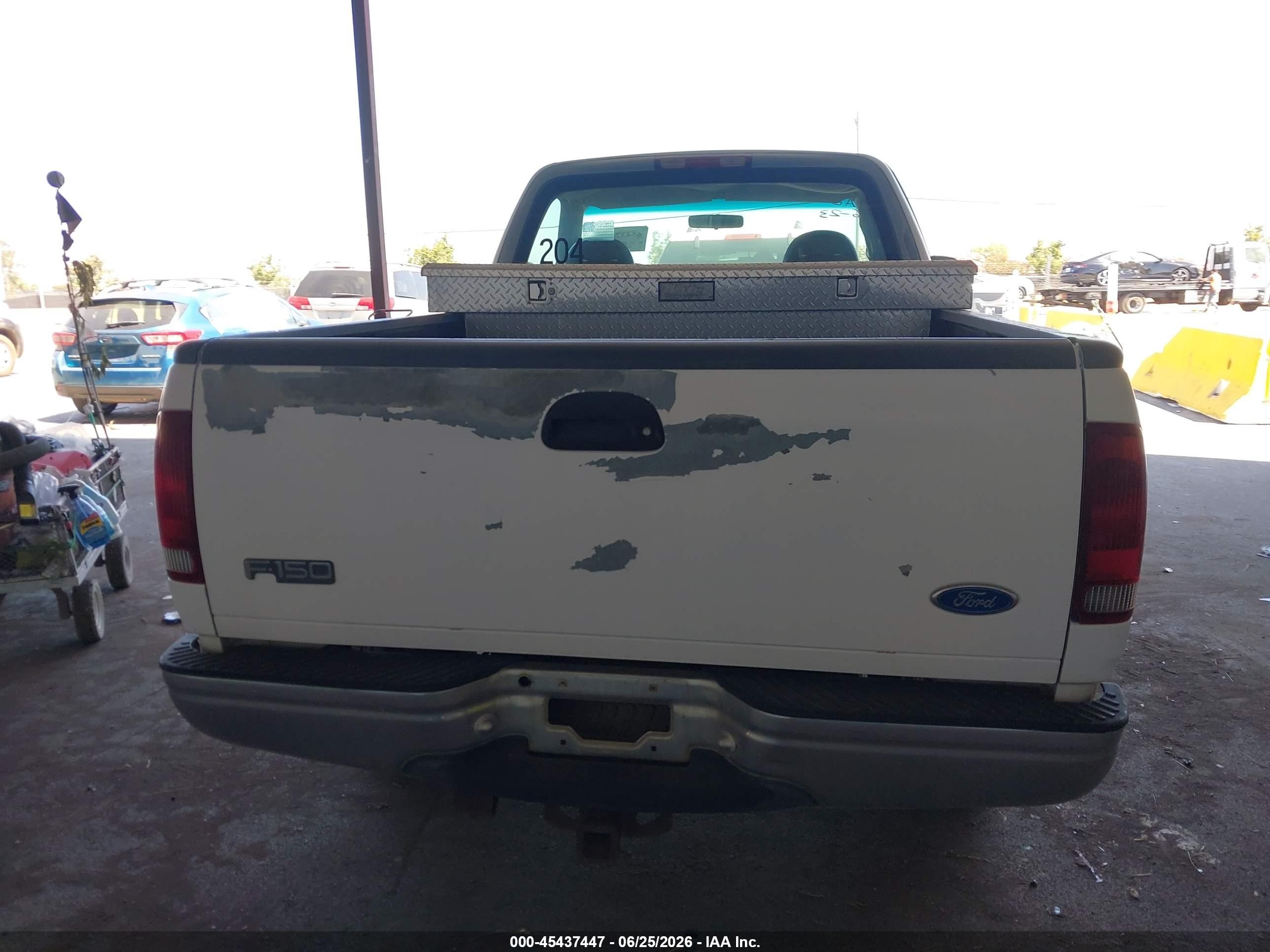 1997 Ford F-150 Standard Standard/xl/xlt White vin: 1FTDF1823VKD38757