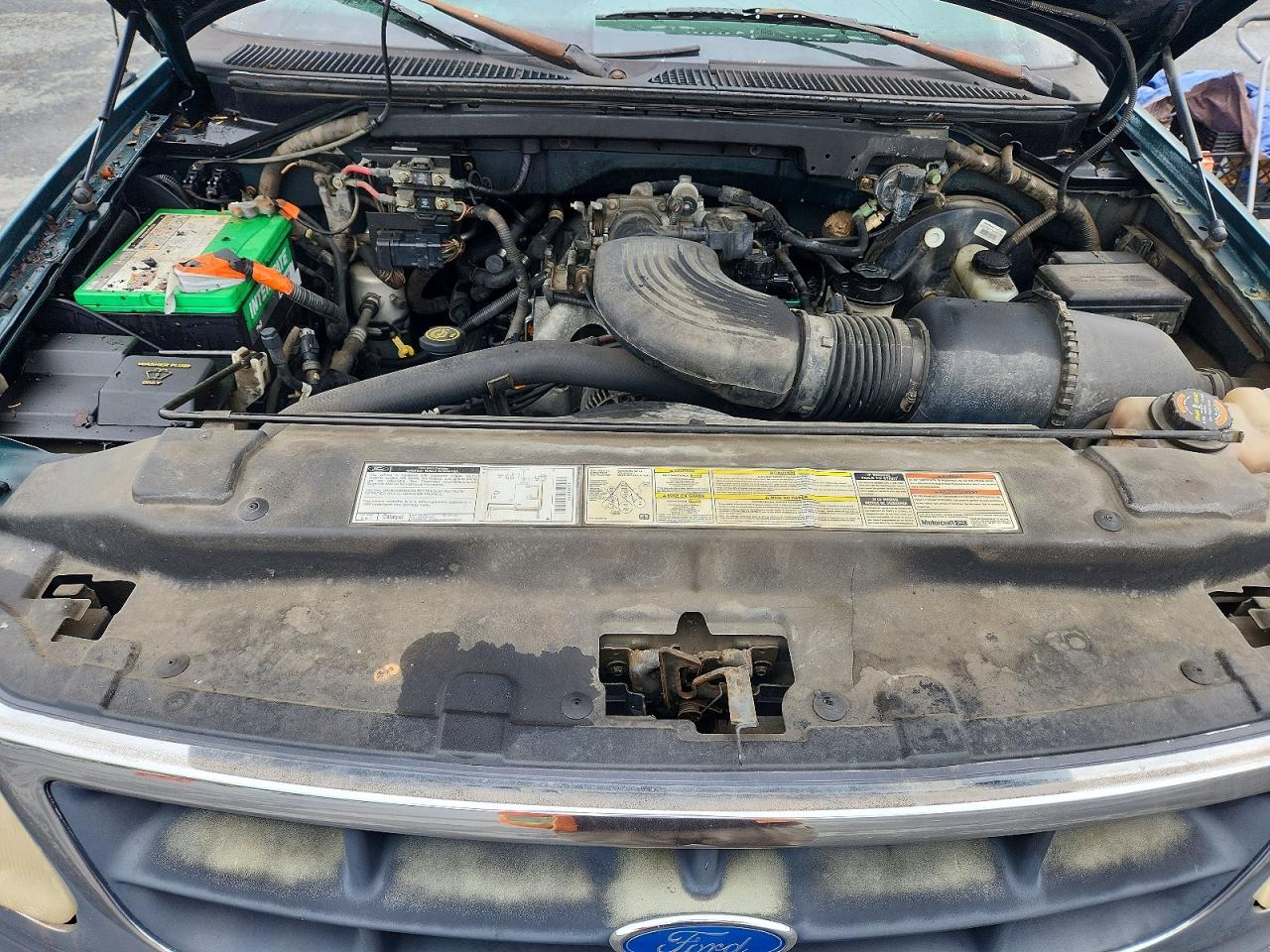 1997 Ford F150 Blue vin: 1FTDF1861VKB18259