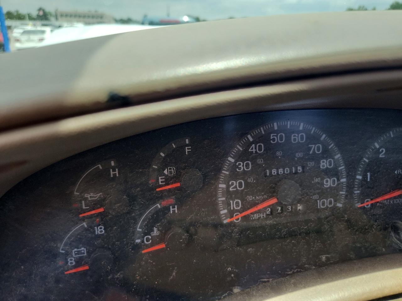 1997 Ford F150 White vin: 1FTDF1864VLA67396