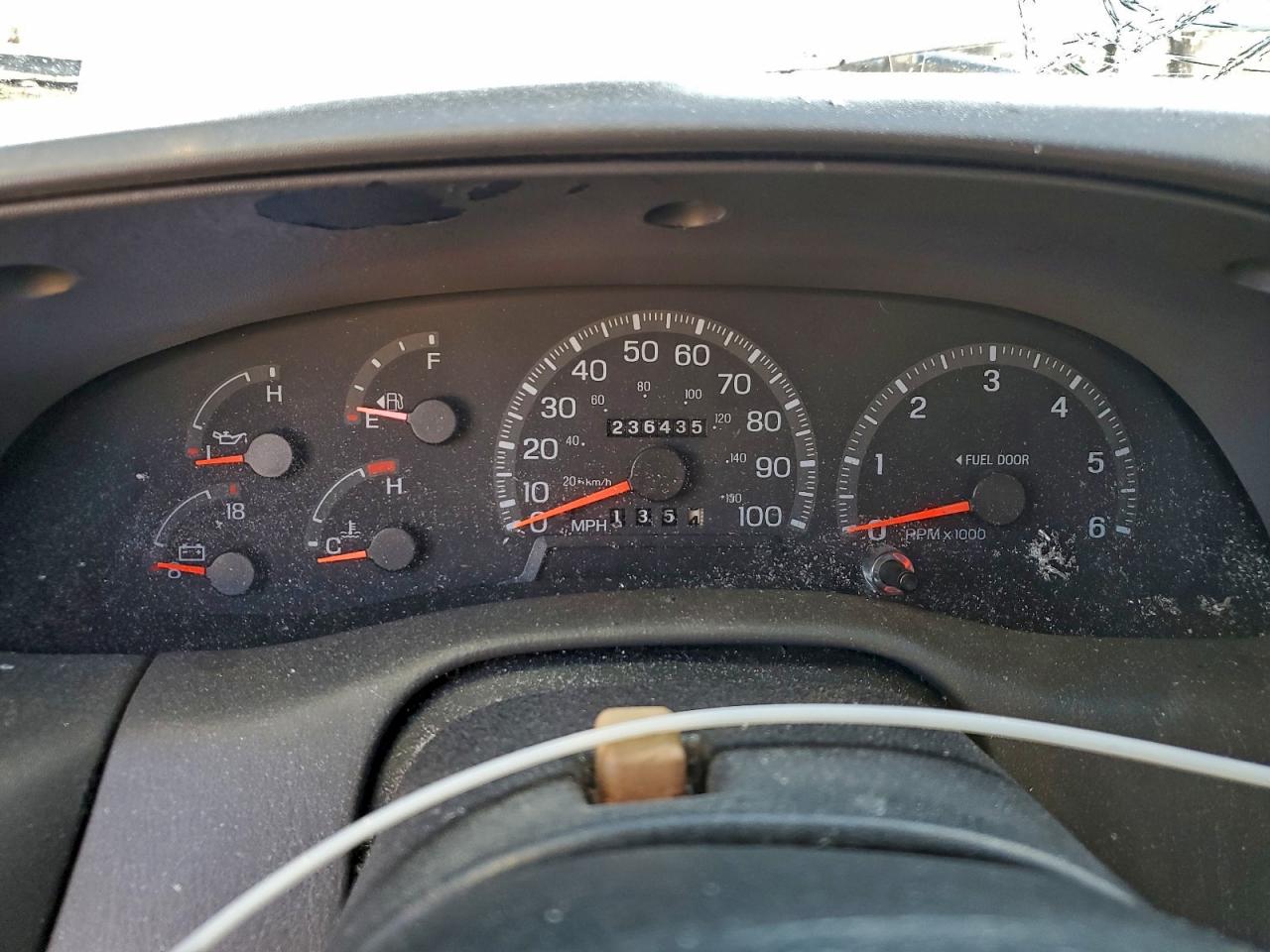 1997 Ford F150 White vin: 1FTDF1867VNC54880