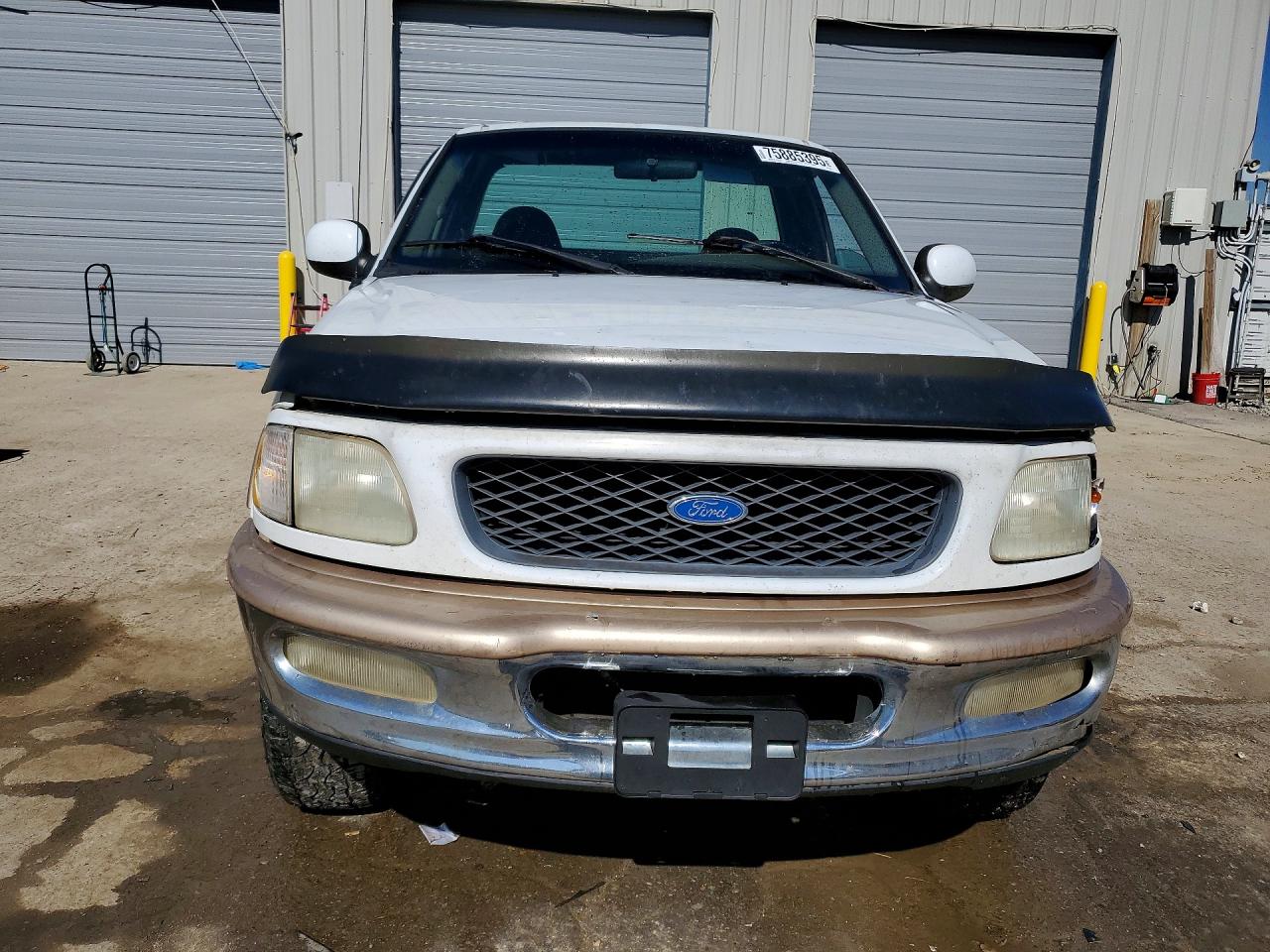 1997 Ford F150 White vin: 1FTDF18W3VNA65711