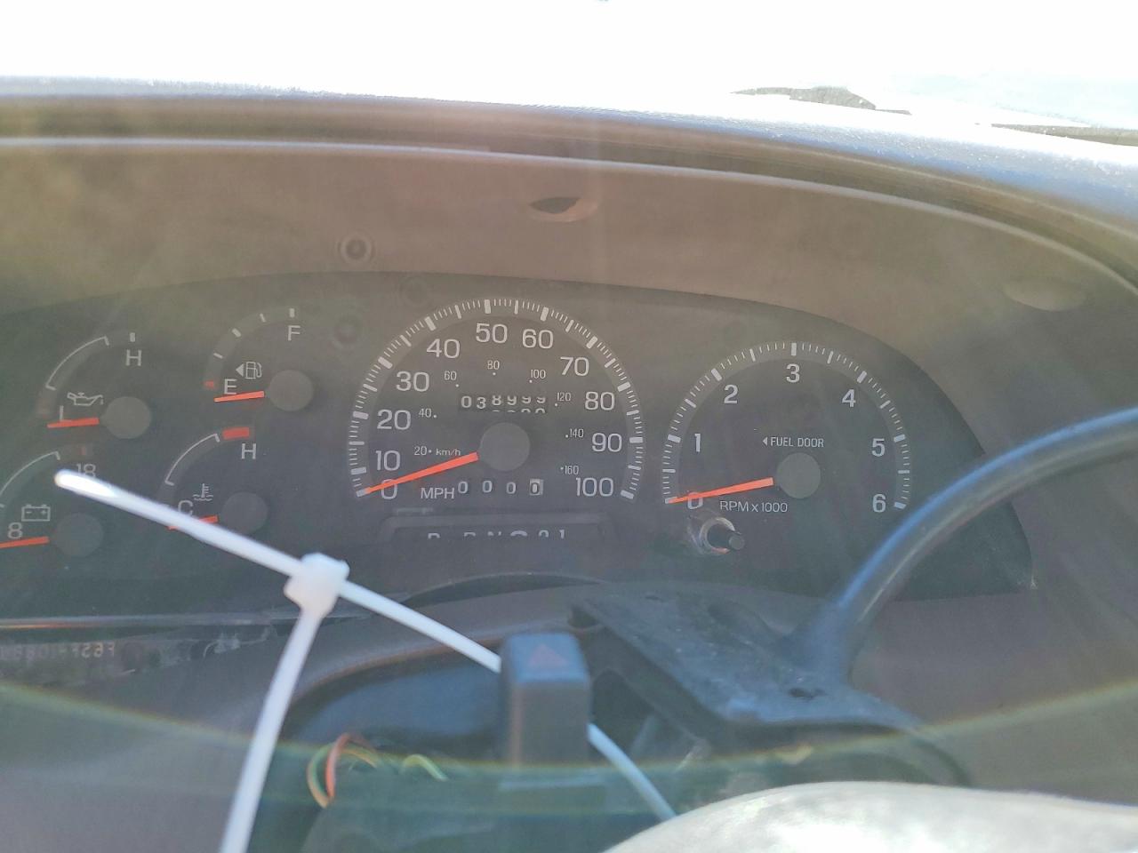 1997 Ford F150 White vin: 1FTDF18W3VNA65711