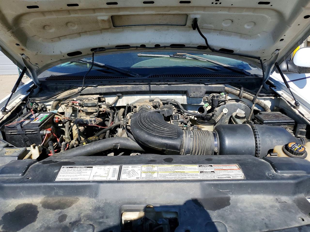 1997 Ford F150 White vin: 1FTDF18W3VNA65711