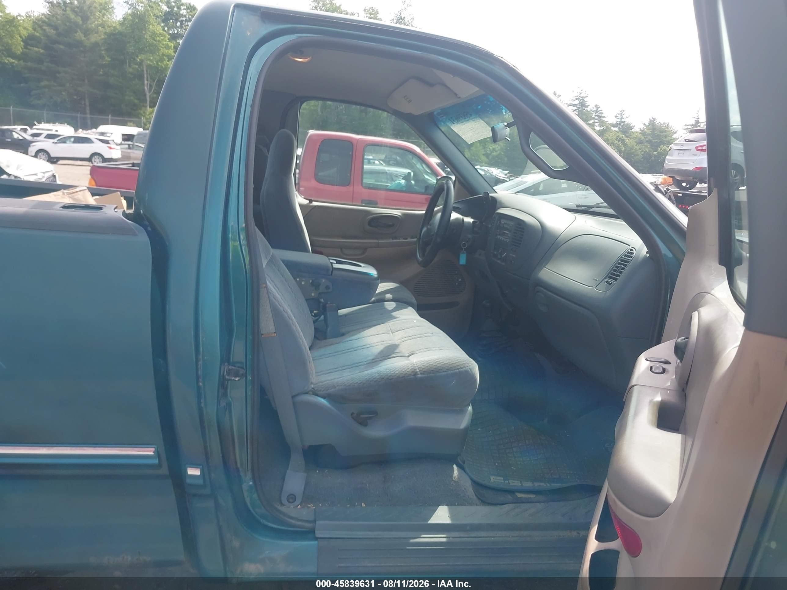 1997 Ford F-150 Standard   Green vin: 1FTDF18W7VND02152